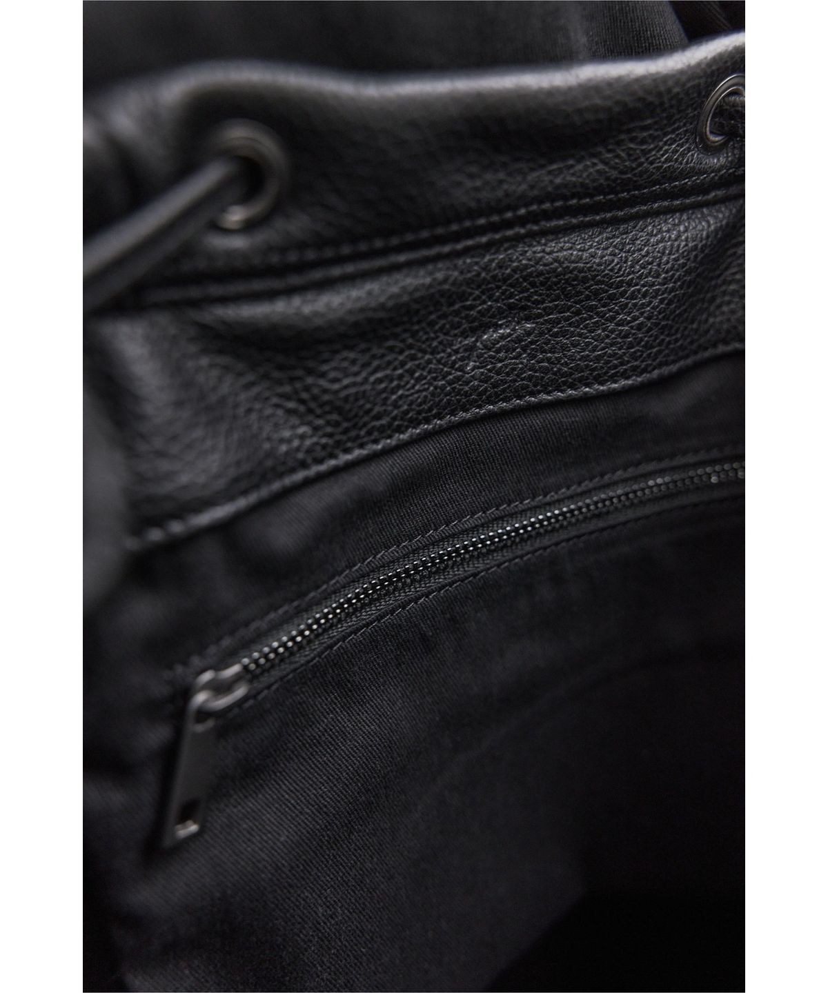 유스(YOUTH) Leather Ruck Sack - Black