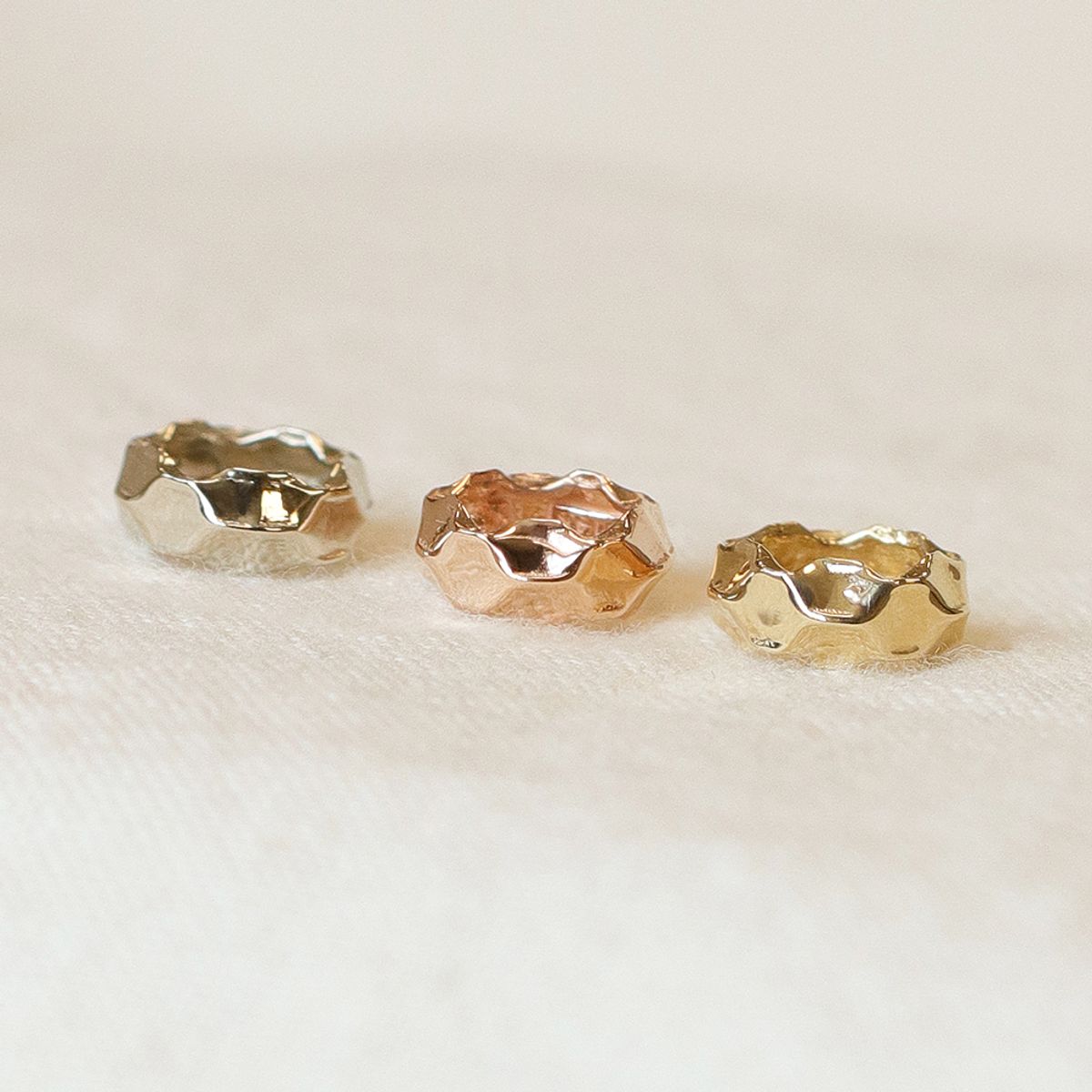 러비앤비(LOVEENB) [14K gold]  레아 텍스처 참 펜던트