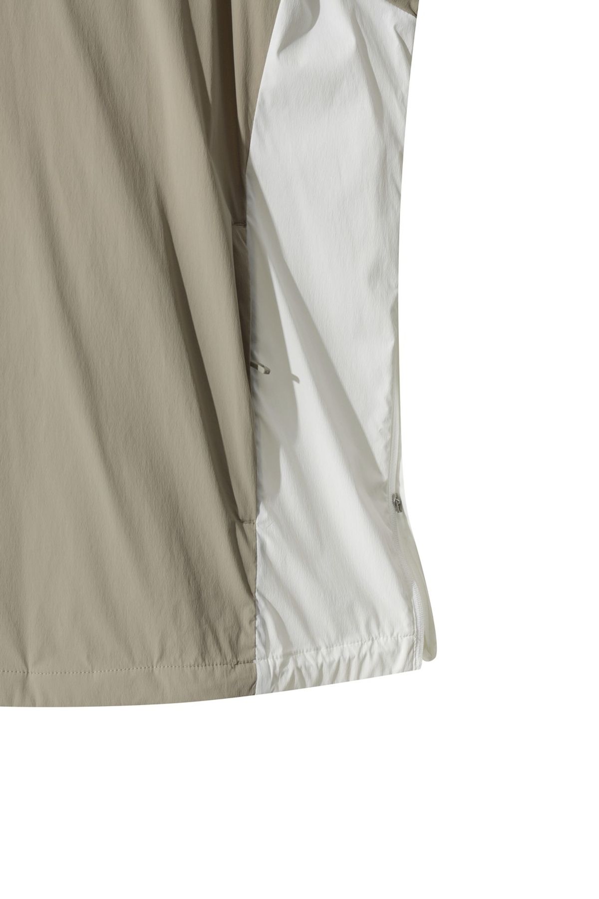 왁(WAAC) Men Detachable Pull Over WMUAA25601BEX