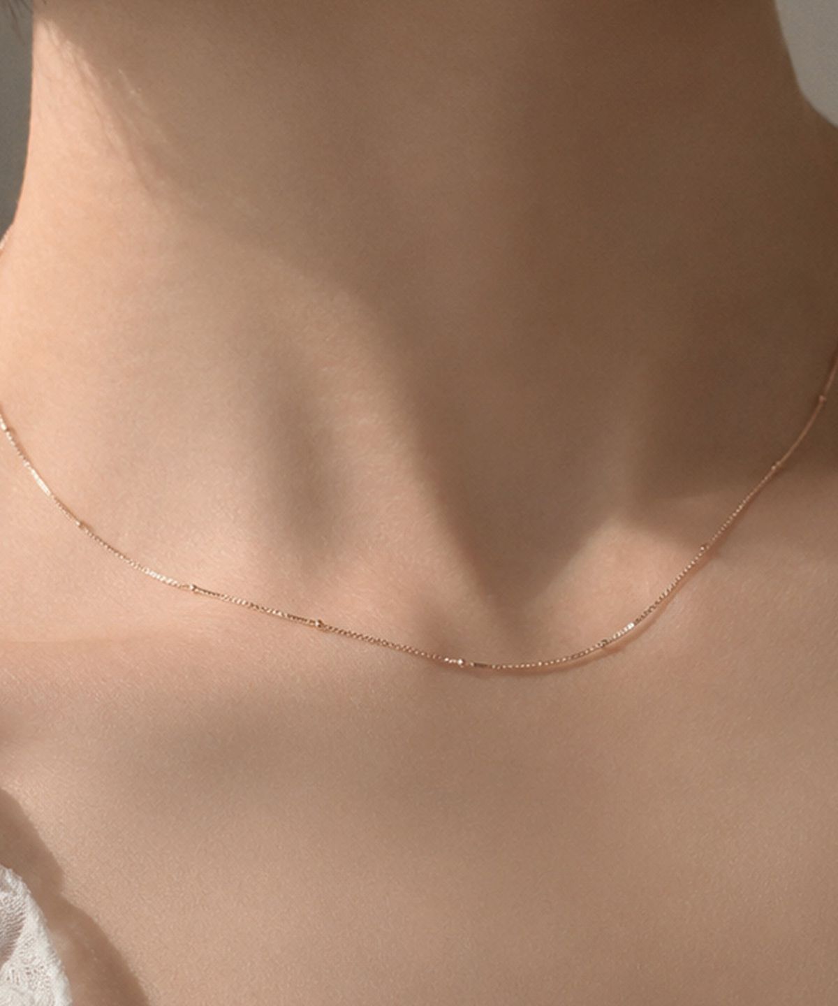 러비앤비(LOVEENB) [14K gold] 에밀리 볼 체인 목걸이