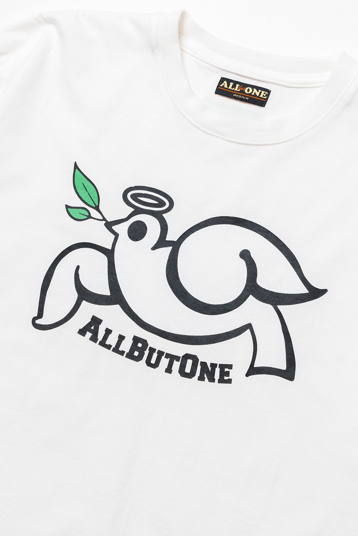 올벗원(ALLBUTONE) 도브 티셔츠 화이트
