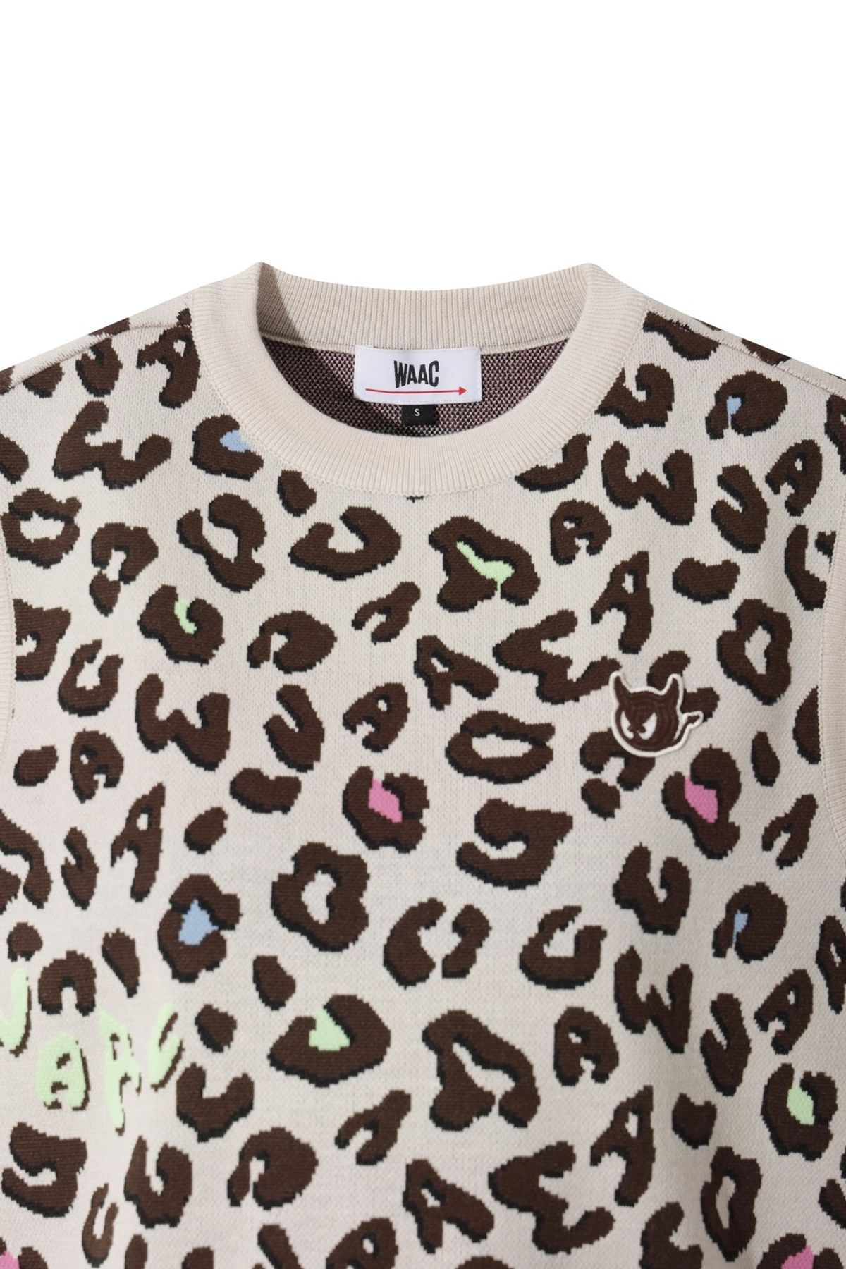 왁(WAAC) Women Leopard V-neck Knit Vest WWWAA25625IVX