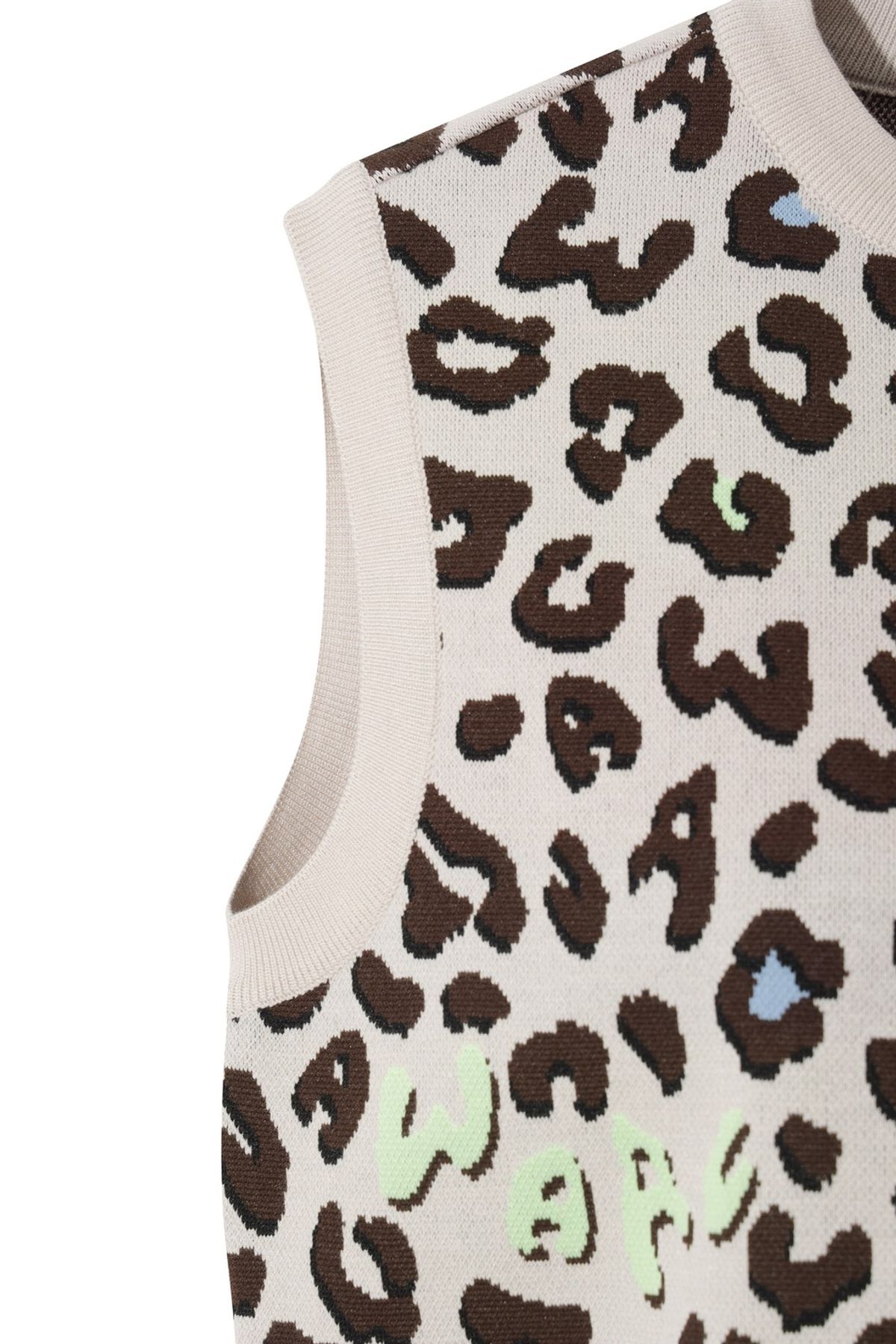 왁(WAAC) Women Leopard V-neck Knit Vest WWWAA25625IVX