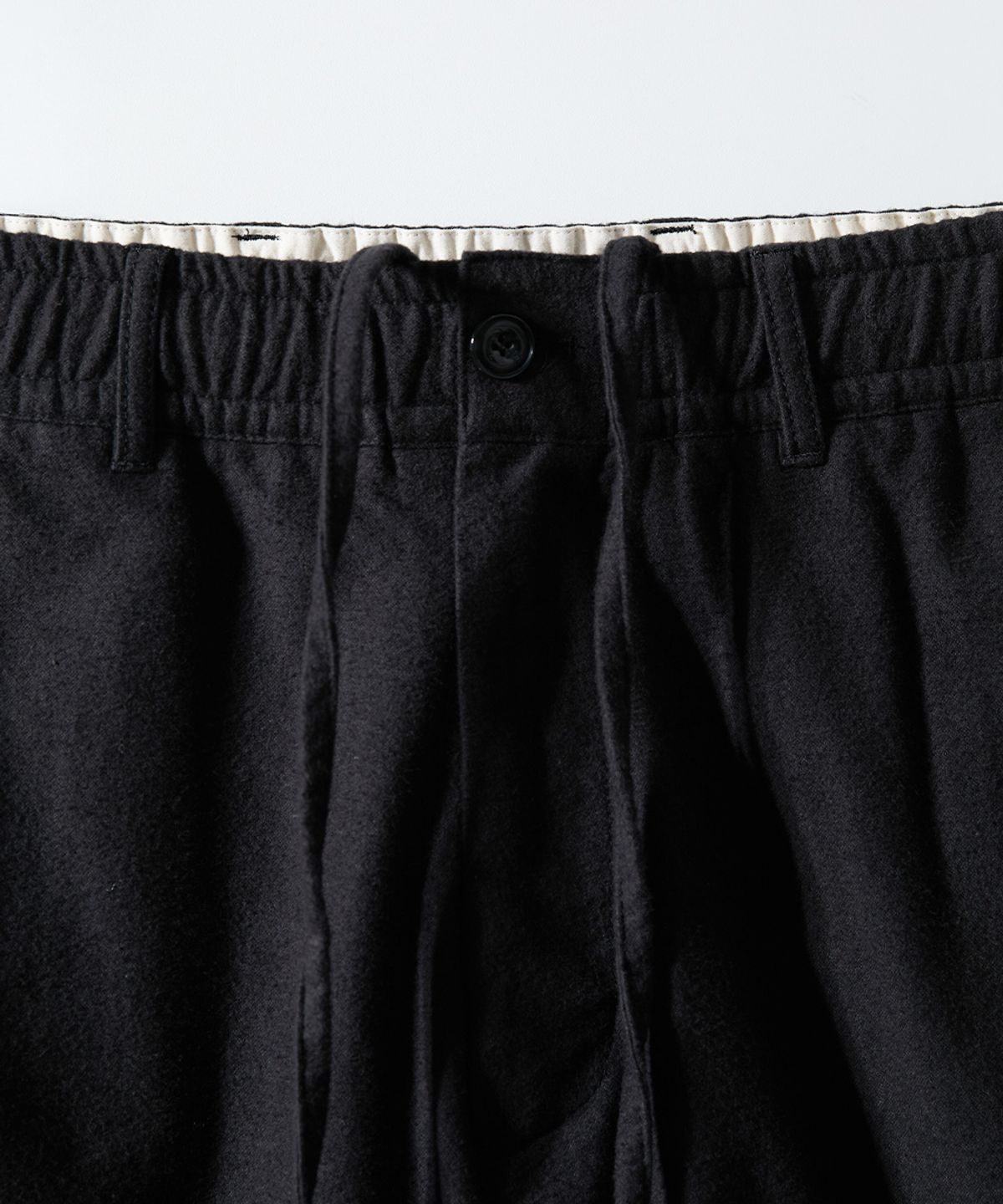 홀리선(HORLISUN) Cove Brushed Loose Pants Black