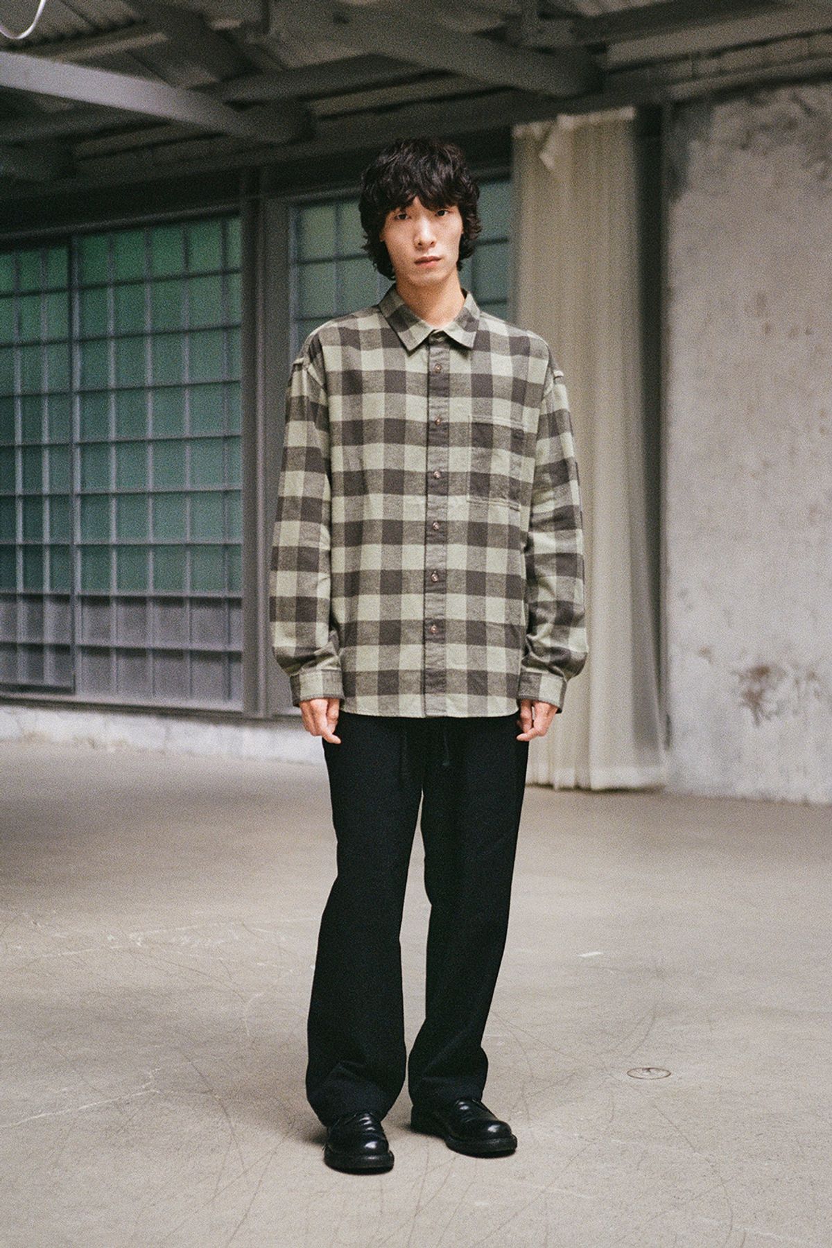 홀리선(HORLISUN) Cove Wool Loose Pants Black