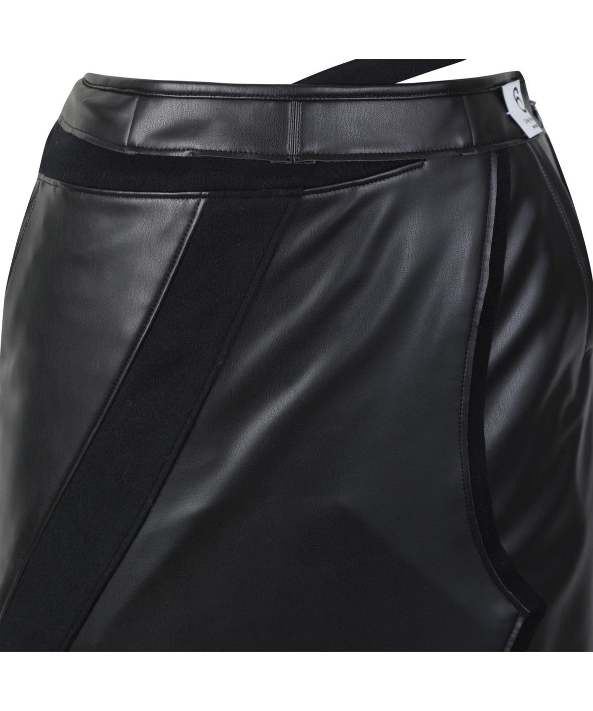 래코드(RECODE) Recycled Leather Asymmetric Midi Skirt RQKAW23405BKX