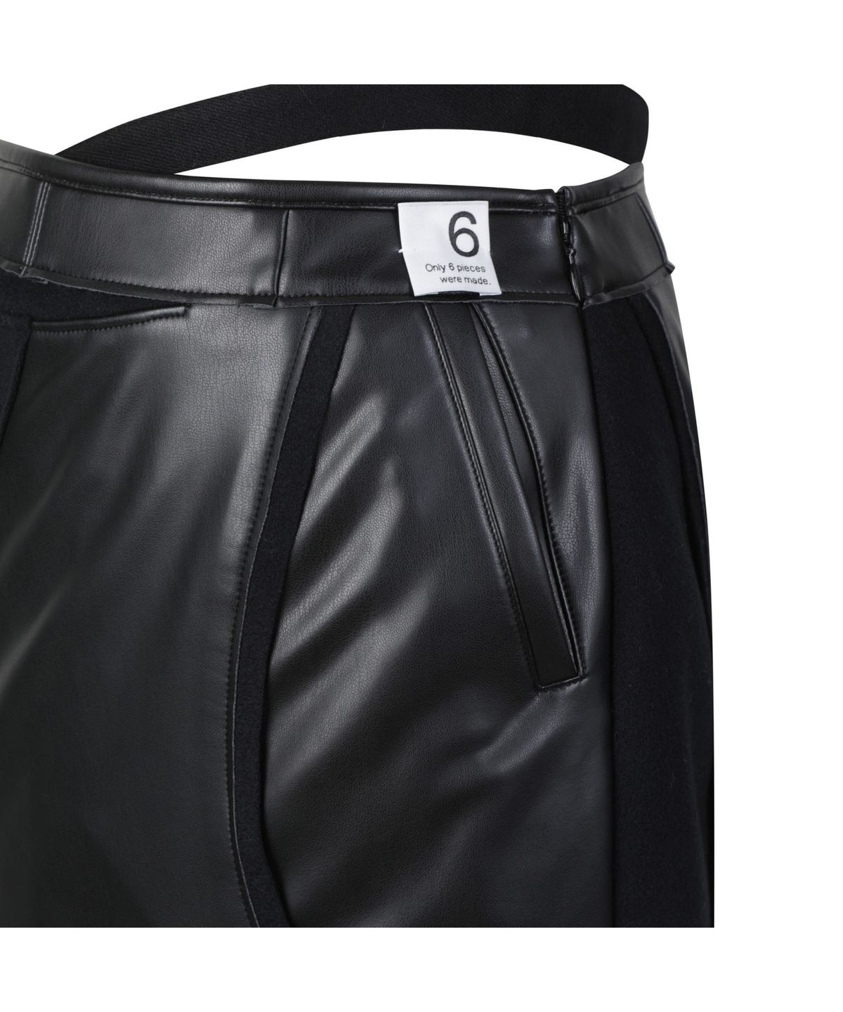 래코드(RECODE) Recycled Leather Asymmetric Midi Skirt RQKAW23405BKX