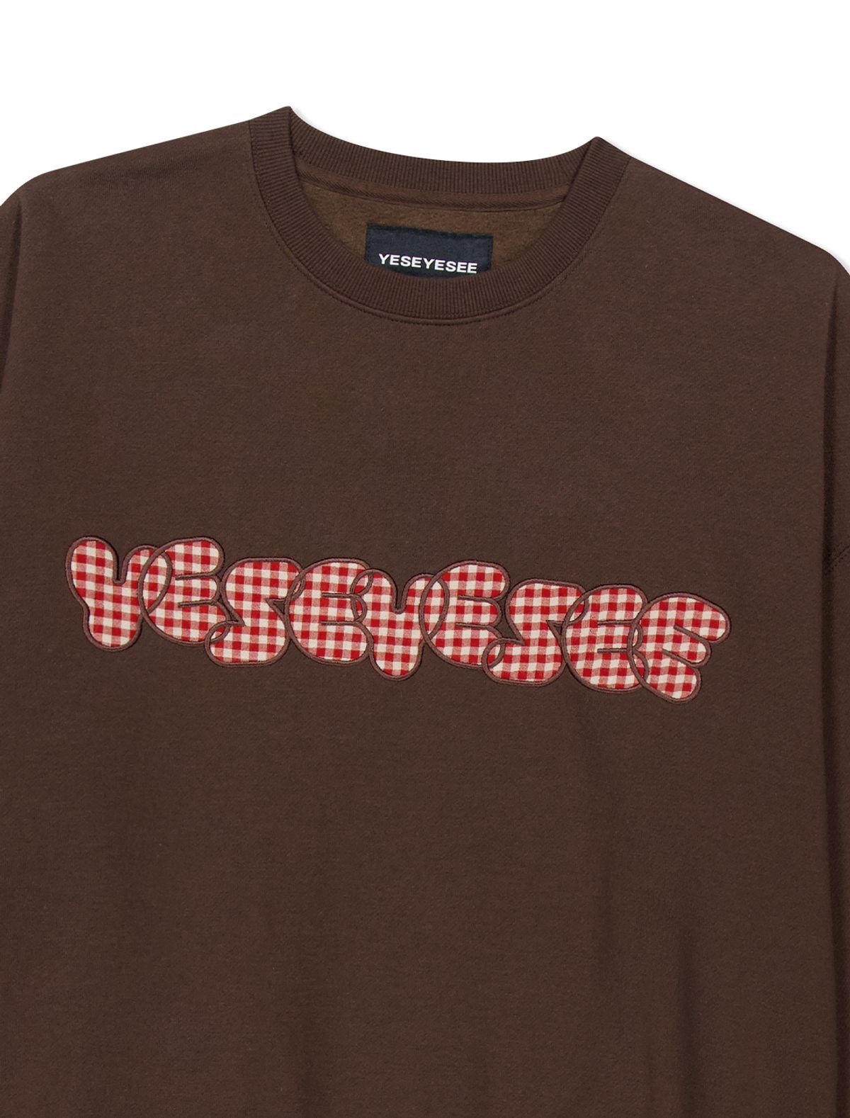 예스아이씨(YESEYESEE) Y.E.S Checkered Logo Sweatshirt Dark Brown