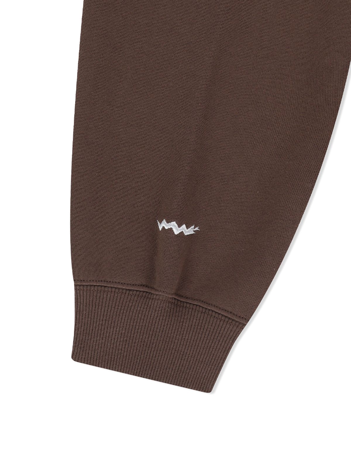 예스아이씨(YESEYESEE) C-Logo Sweatshirt Brown