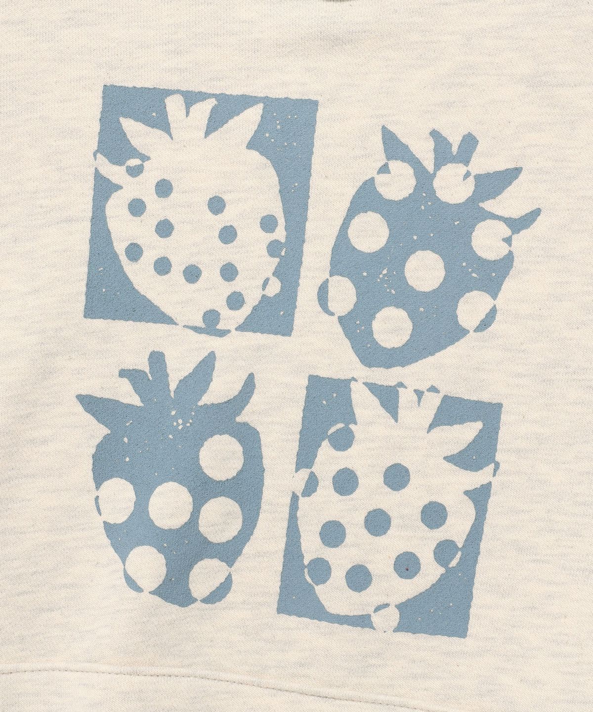 이스트쿤스트(ISTKUNST) DOT STRAWBERRY HOODIE_OATMEAL(IK2FFFM407A)