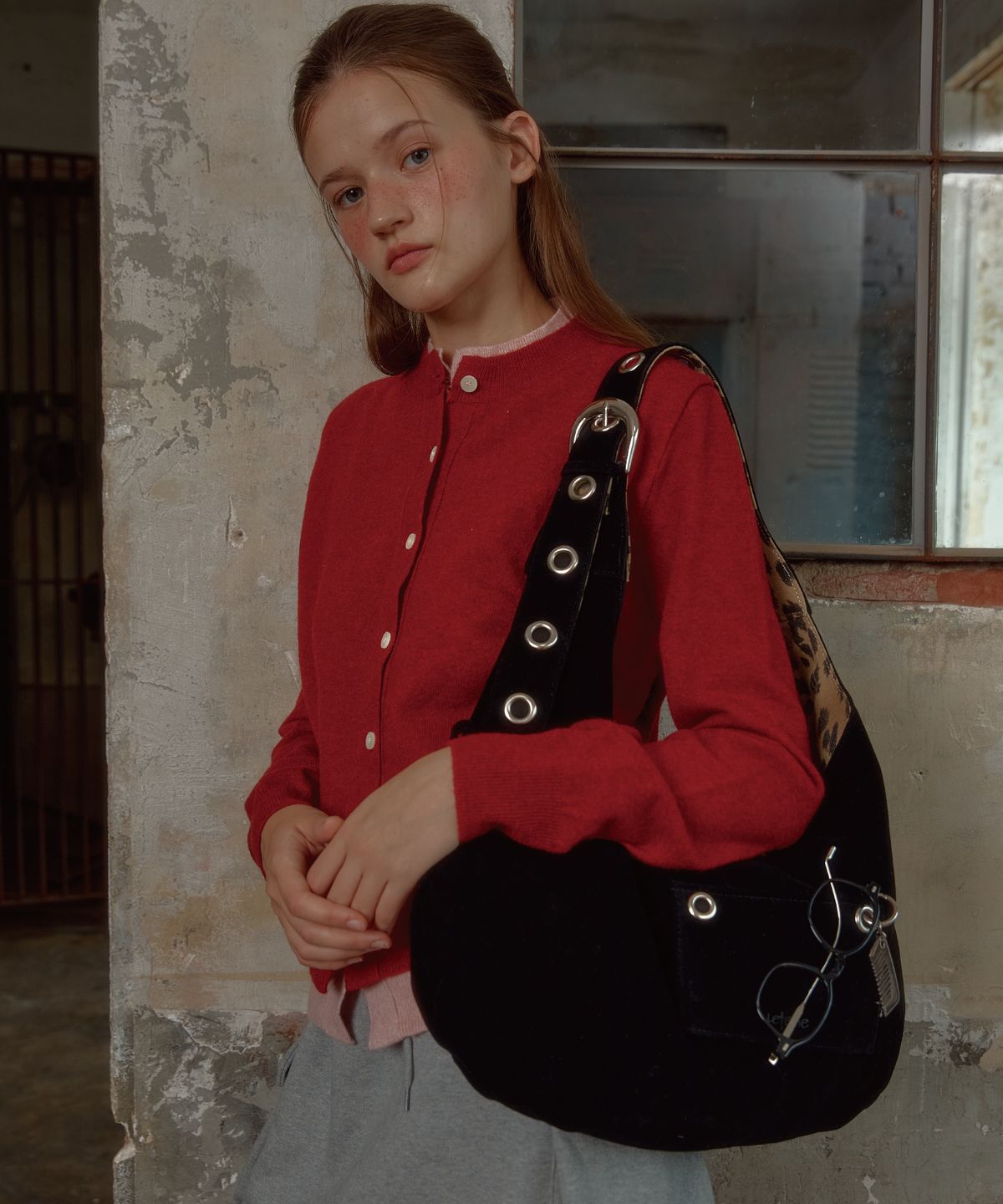 레터리(LETERIE) BUCKLE REVERSIBLE  SHOULDER BAG_8COLOR