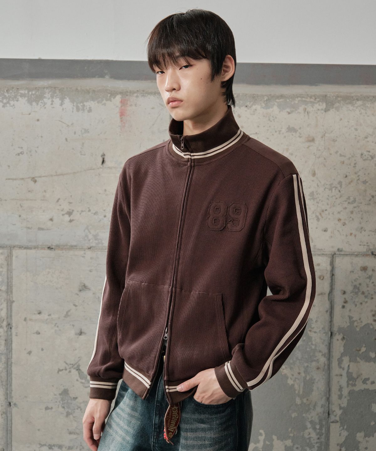 세컨모놀로그(SECONDMONO) 에어플로우 와플 트랙 자켓 [BROWN]_SEJK022BROWN