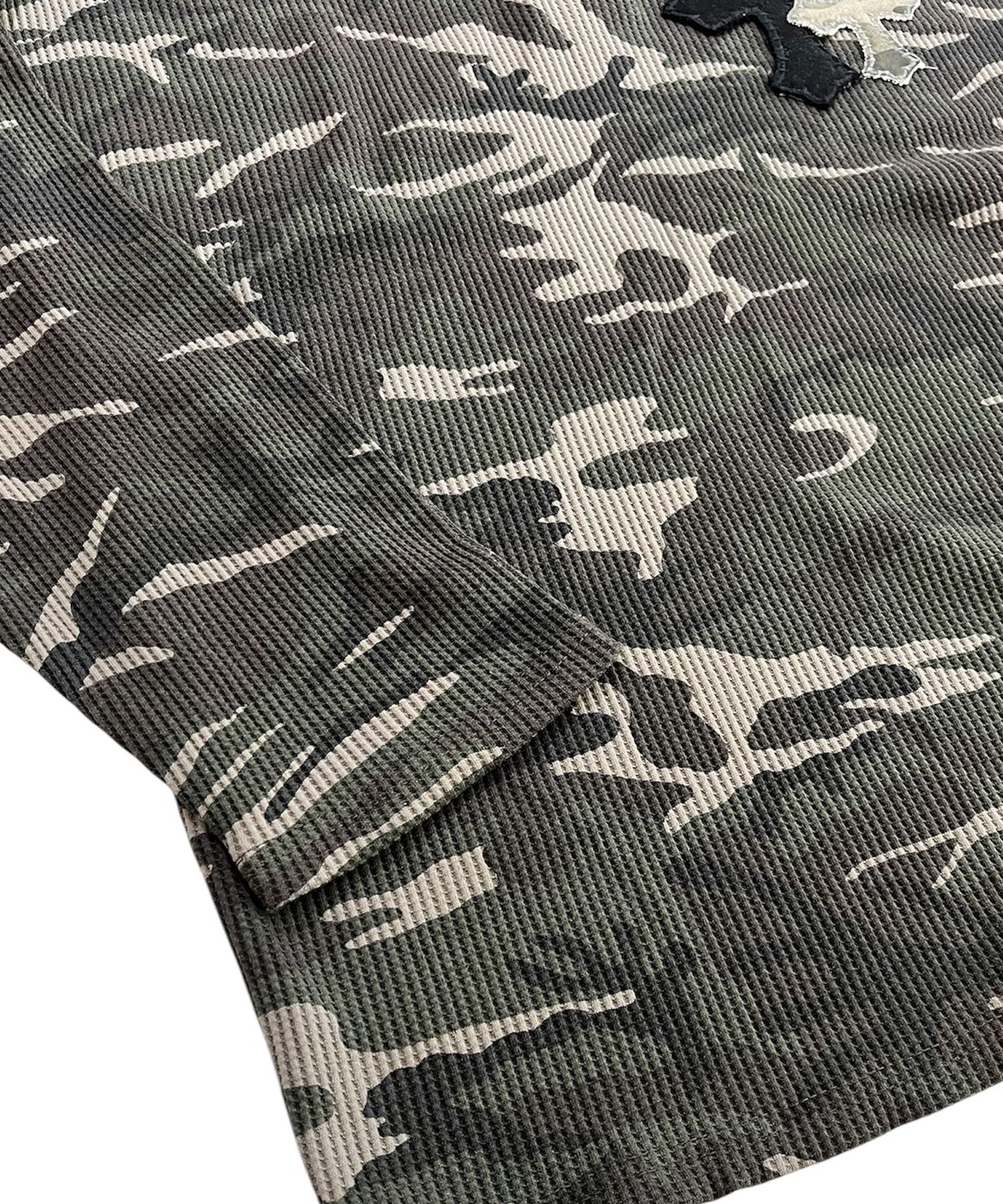 스케이터락(SK8ER ROCK) Double Cross Camouflage Henley Neck T-shirt ((khaki))