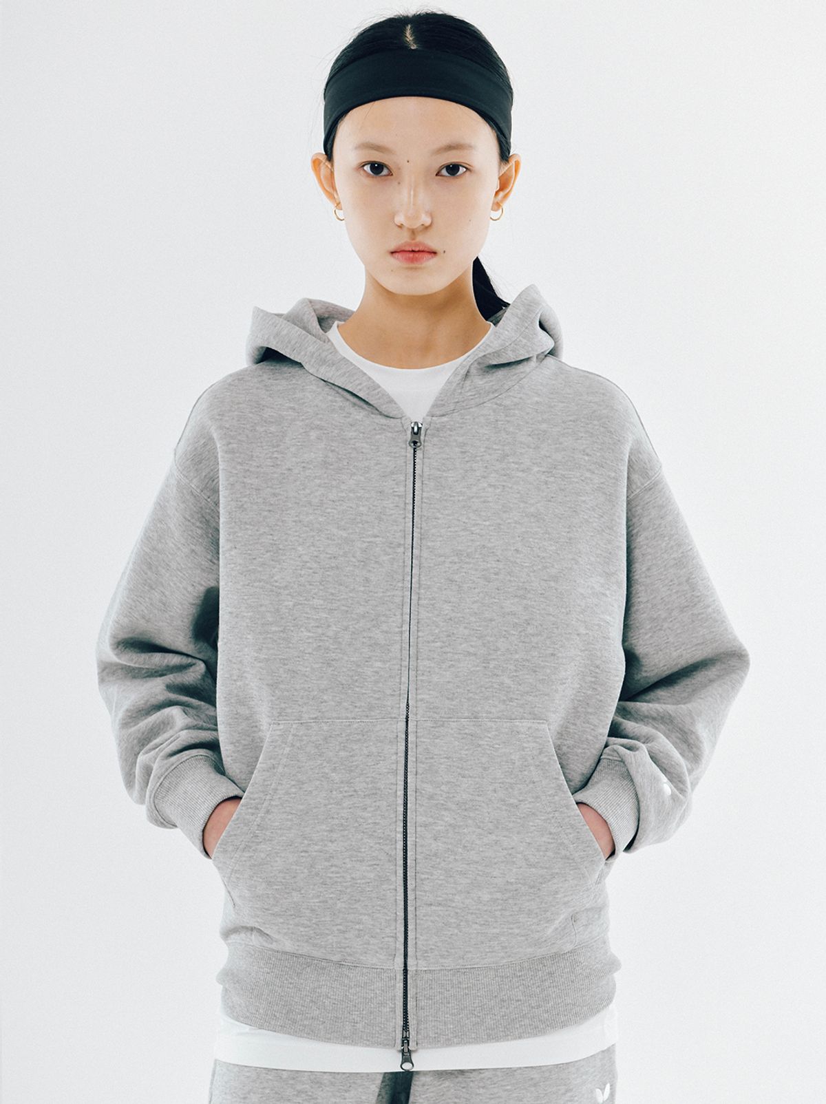 버터플라이 스포츠웨어(BUTTERFLY SPORTSWEAR) 오리지널 자수 로고 2WAY 후드집업 그레이