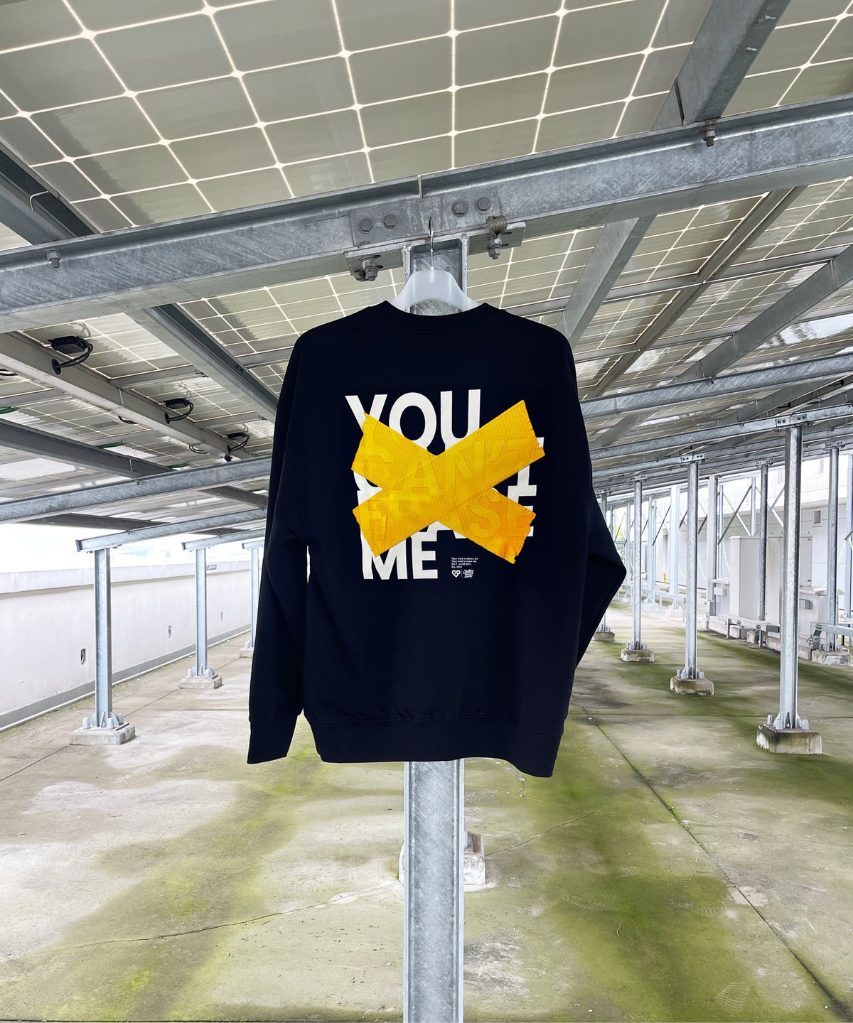 커버라이즈(COVERIZE) YCEM YELLOW  그래픽 맨투맨 (BLACK)