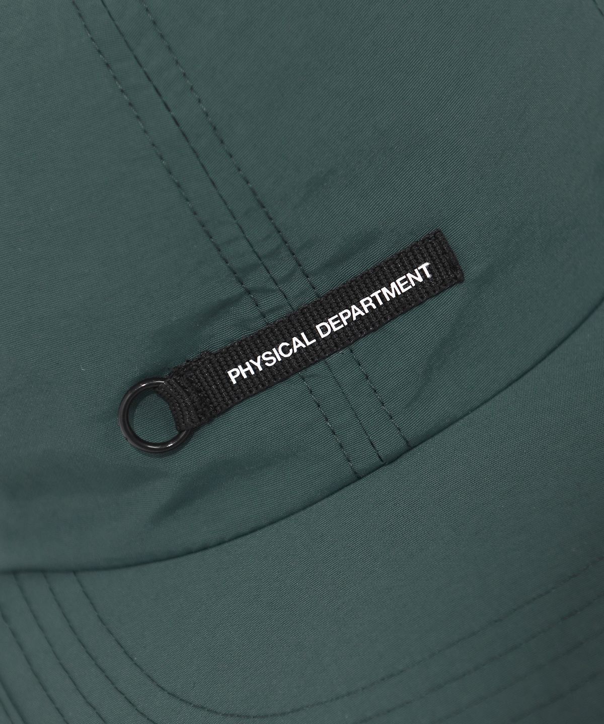 피지컬 디파트먼트(PHYSICAL DEPARTMENT) 시그니처 로고 캡 다크그린