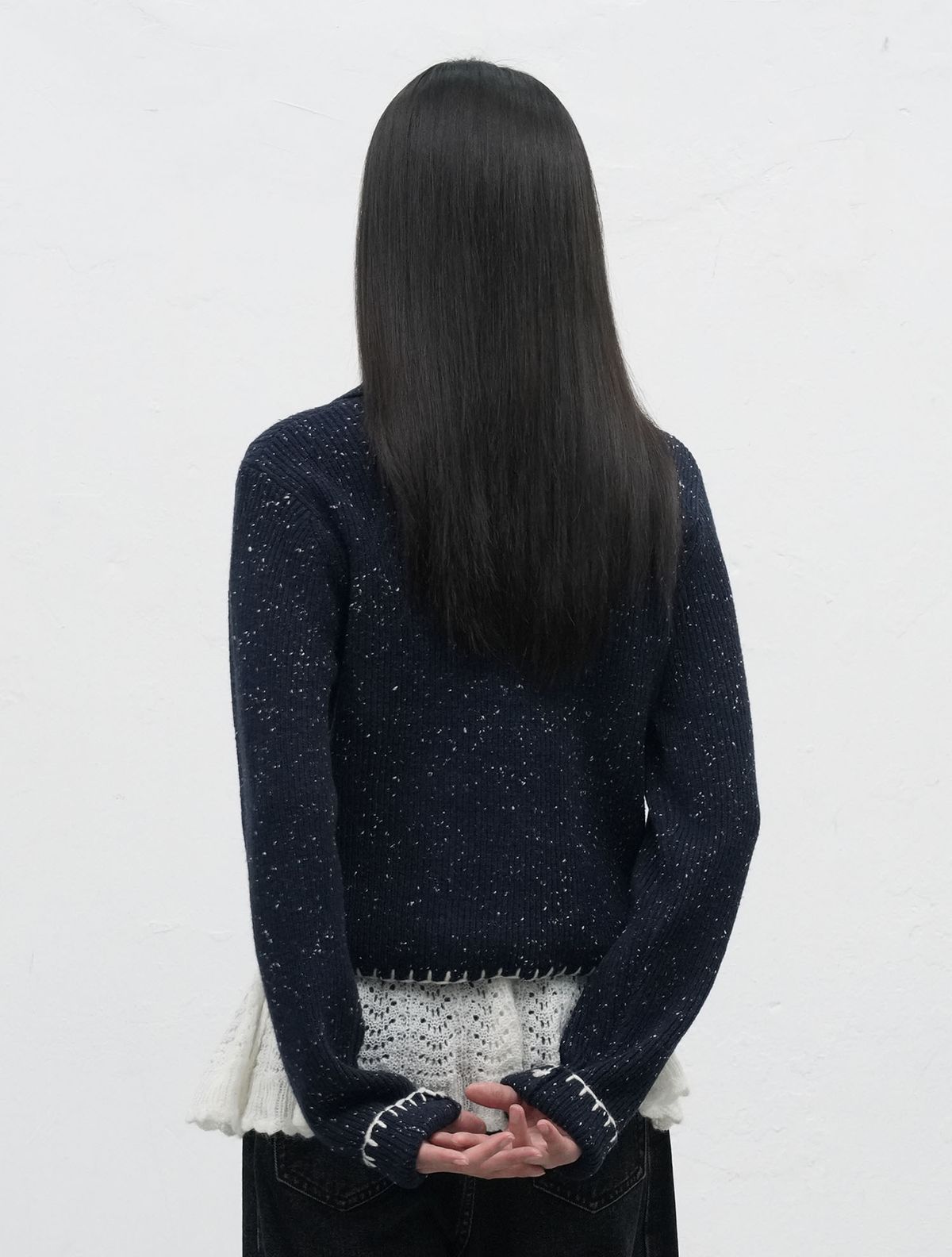 제너럴아이디어(GENERALIDEA) 빈티지 스티치 하이넥 카라 가디건 [NAVY] / WBE3L04516