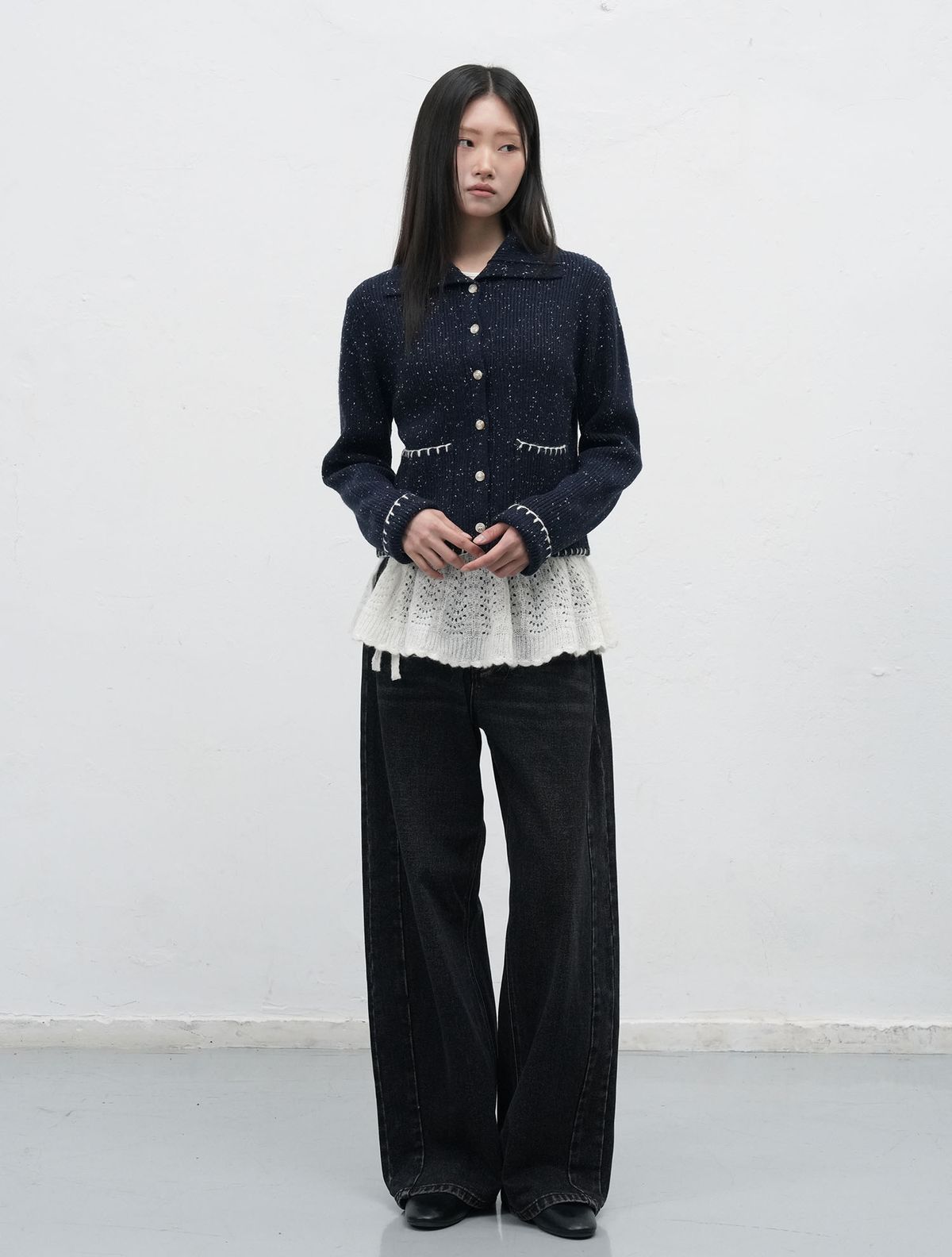 제너럴아이디어(GENERALIDEA) 빈티지 스티치 하이넥 카라 가디건 [NAVY] / WBE3L04516