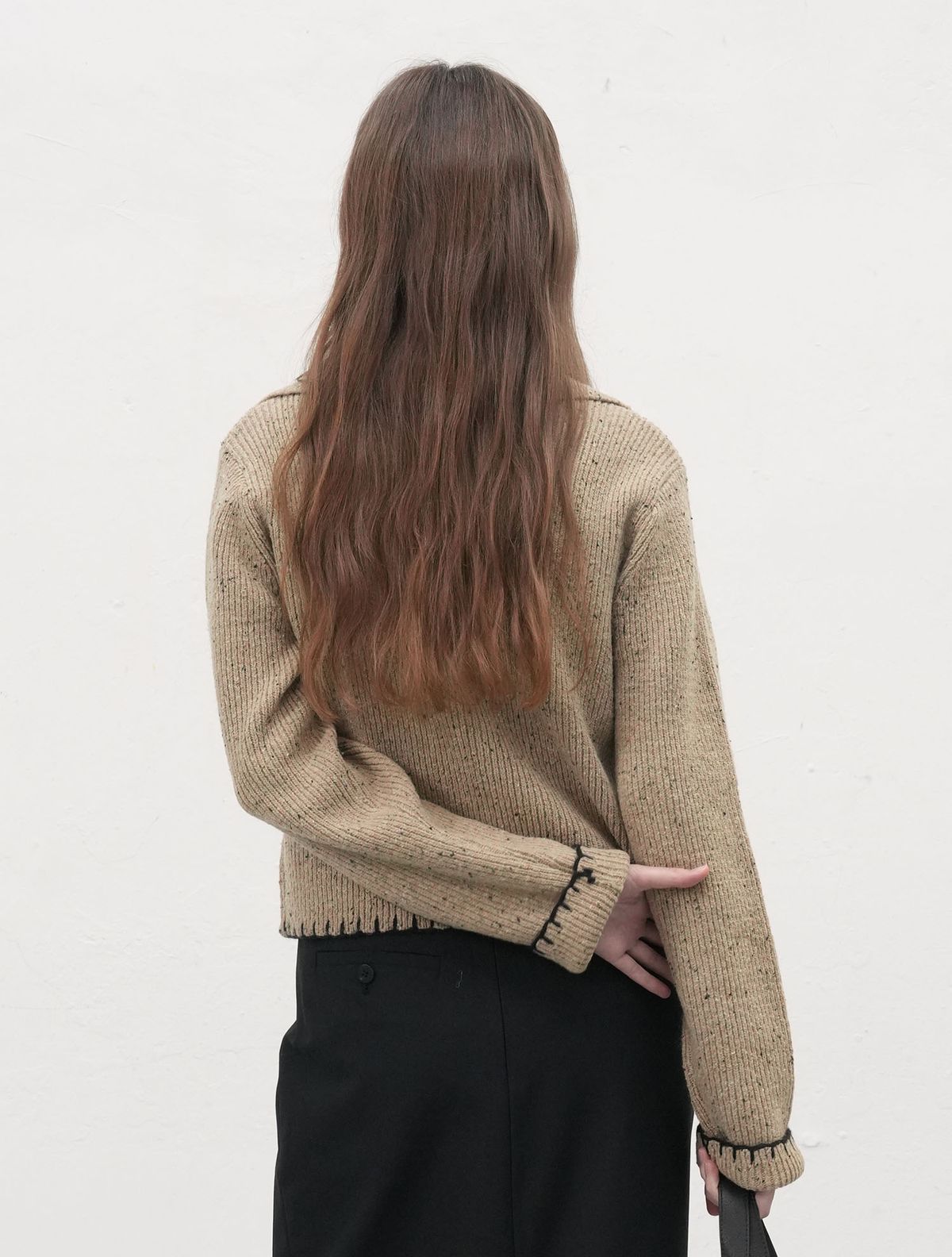 제너럴아이디어(GENERALIDEA) 빈티지 스티치 하이넥 카라 가디건 [BEIGE] / WBE3L04516