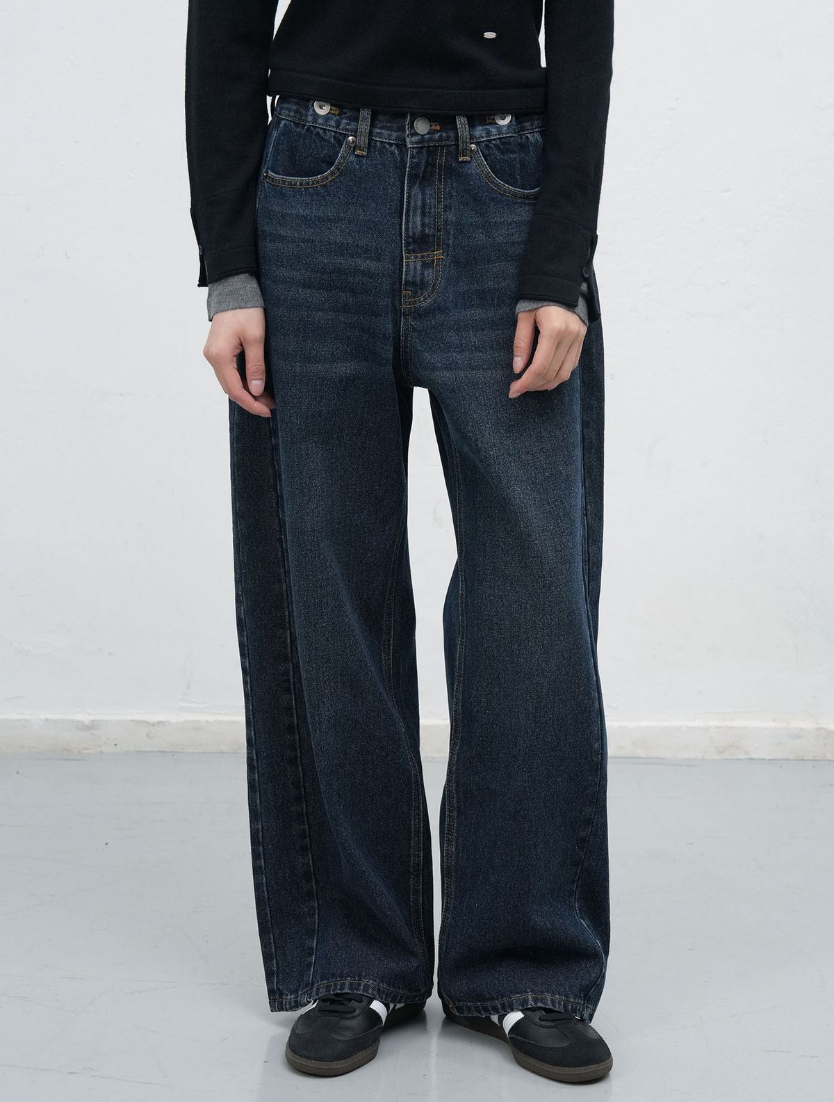 제너럴아이디어(GENERALIDEA) 스냅 디테일 와이드 데님 팬츠 [NAVY] / WBE3L11508