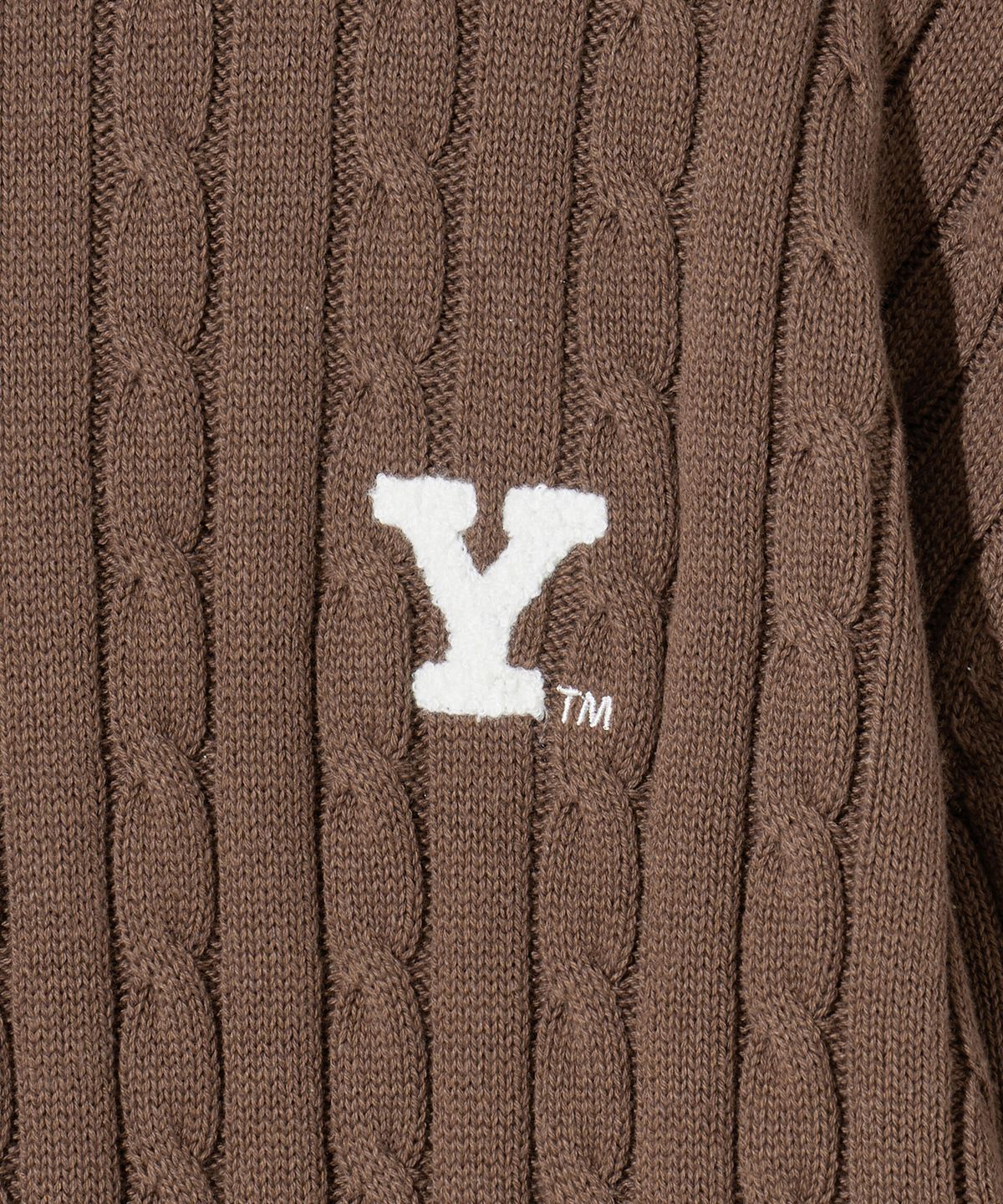 예일(YALE) Y로고 케이블 라운드 니트 브라운