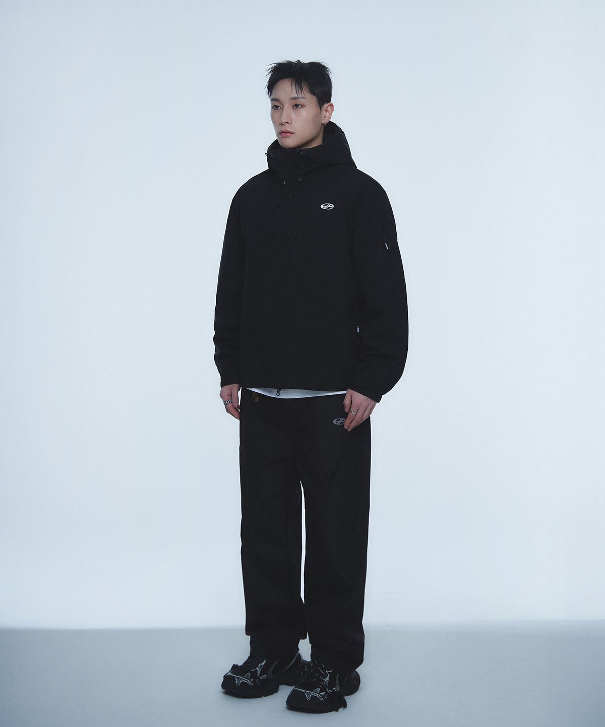 현피트(HYUNFIT) SIGNATURE WIND JACKET-[BLACK]
