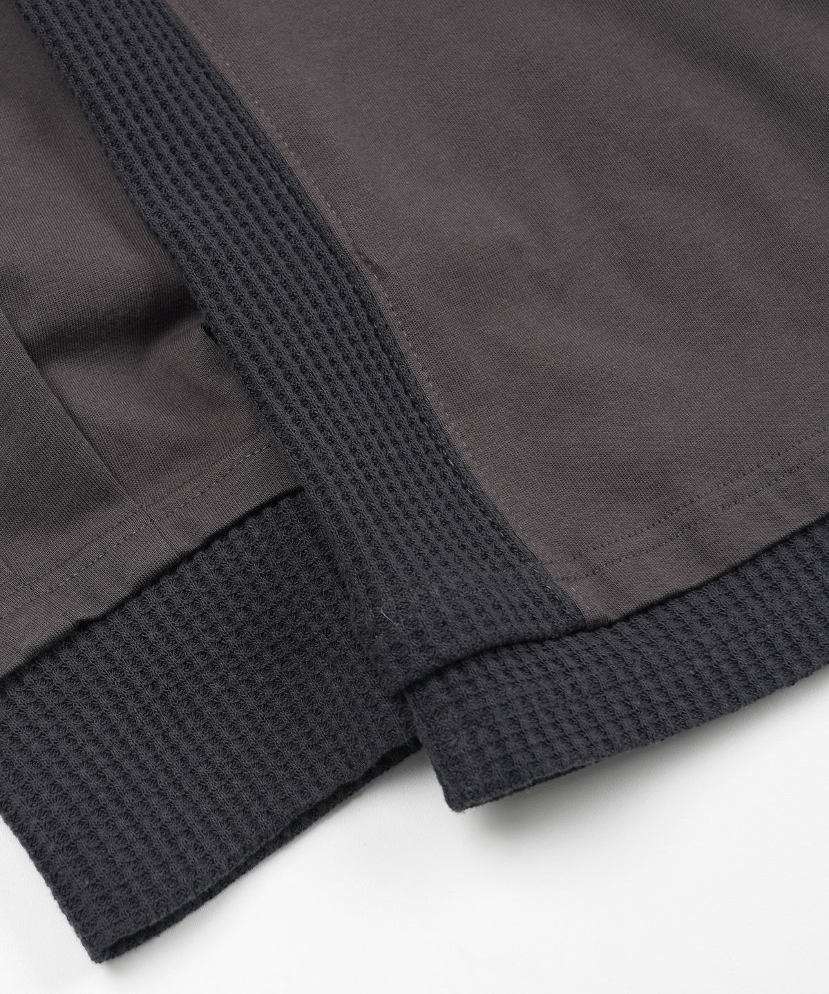 프리즘웍스(FRIZMWORKS) RN LONG SLEEVE TEE _ DARK GRAY