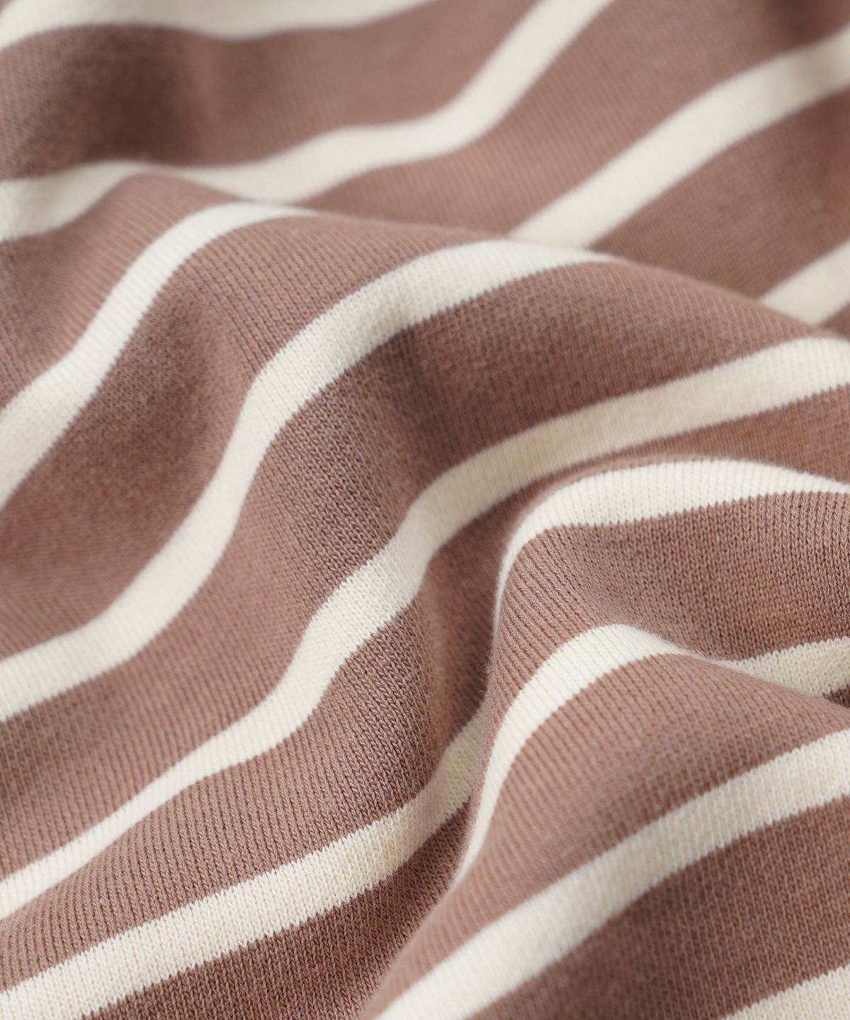 프리즘웍스(FRIZMWORKS) LOOP PATCH STRIPE TEE _ MOCHA