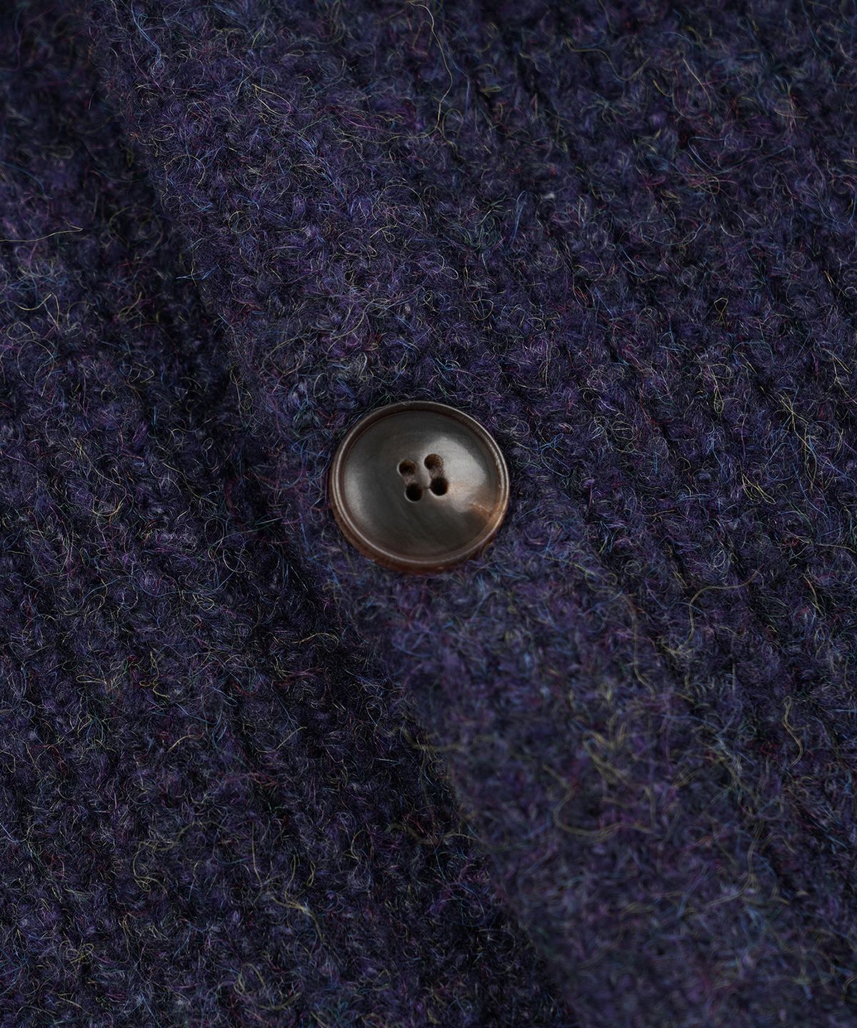 프리즘웍스(FRIZMWORKS) BRUSHED WOOL ROUND CARDIGAN _ PURPLE