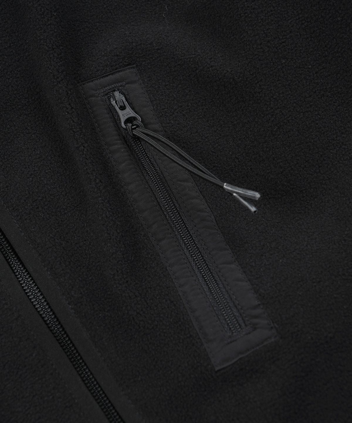 프리즘웍스(FRIZMWORKS) FLEECE ZIP UP JACKET _ BLACK