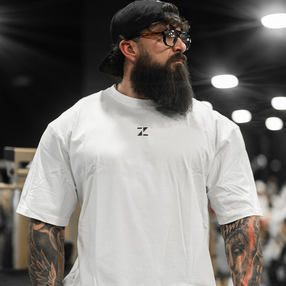 제로투히어로(ZEROTOHERO) FITNESS DEPT. 오버핏 반팔 티셔츠 [ 2 Colors ]