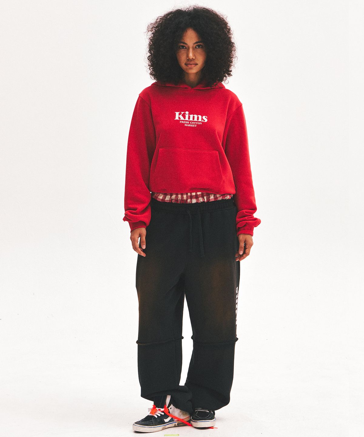 킴스 프레시 코튼 마켓(KIMS FRESH COTTON MARKET) (Unisex) Kims Bam Logo Hoodie Red