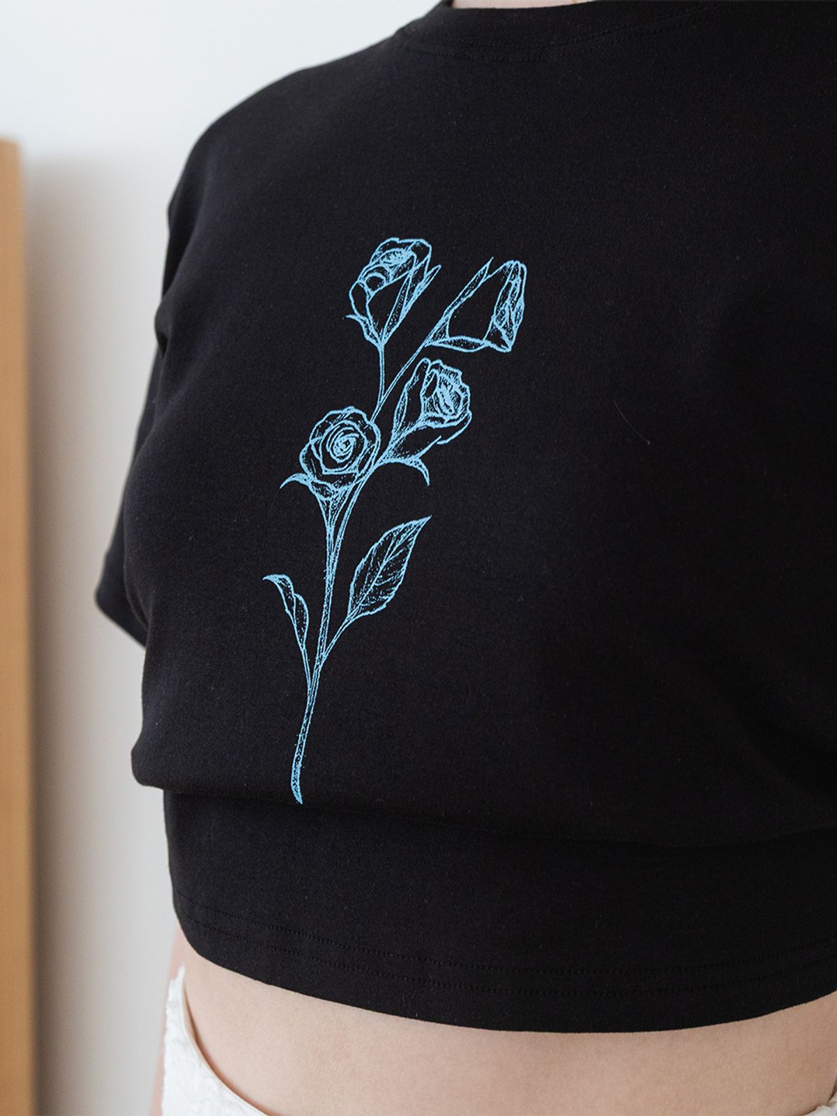 소르디(SORDI) Perfume T-Shirt_black