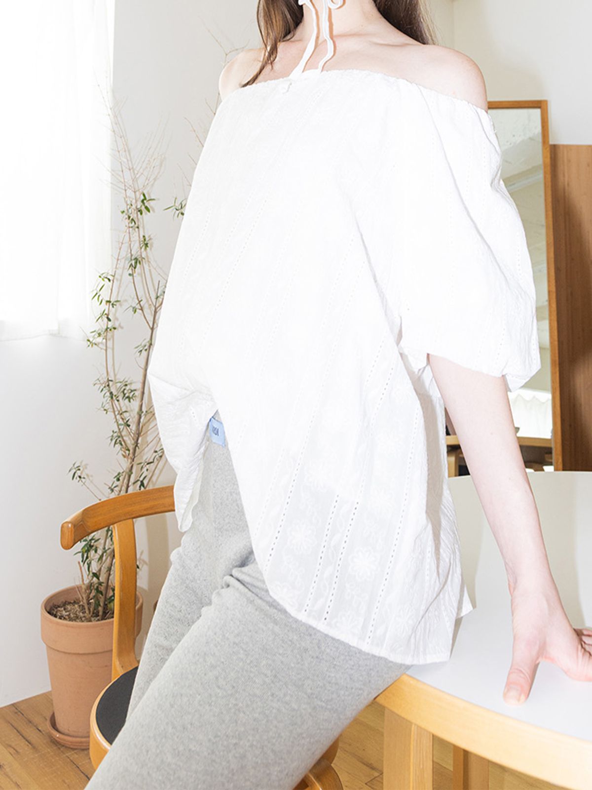 소르디(SORDI) Punching Capri Pants_grey