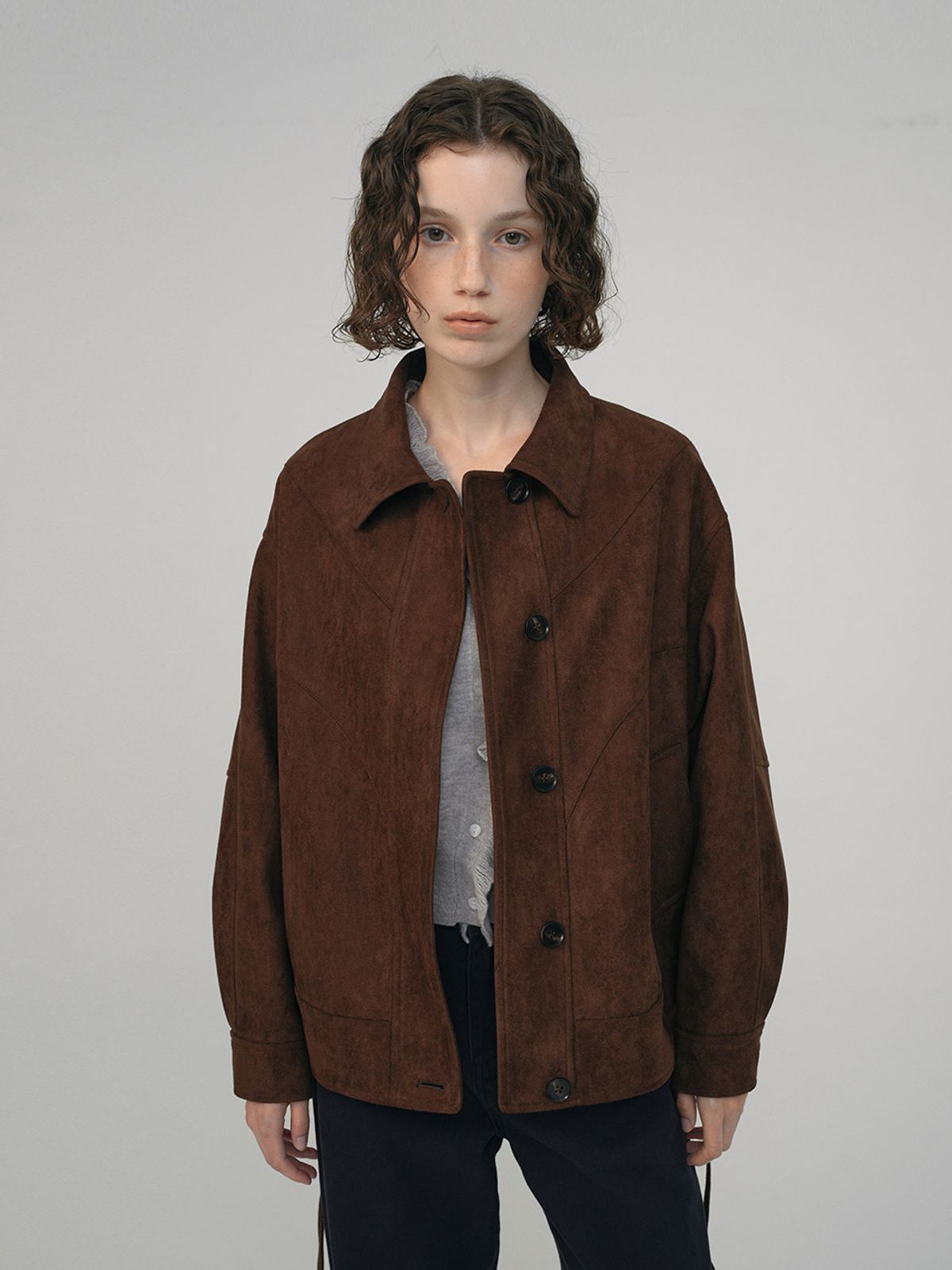 헌치(HUNCH) Suede Quilted Lace-Up Jumper (2color)