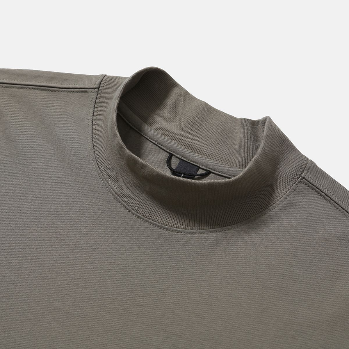 모이프(MOIF) [AW25] BAGGY MOCKNECK L/S TEE / OLIVE GRAY