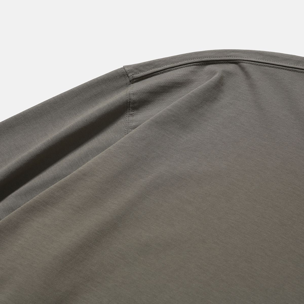 모이프(MOIF) [AW25] BAGGY MOCKNECK L/S TEE / OLIVE GRAY