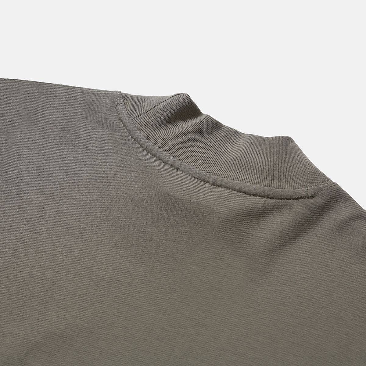 모이프(MOIF) [AW25] BAGGY MOCKNECK L/S TEE / OLIVE GRAY