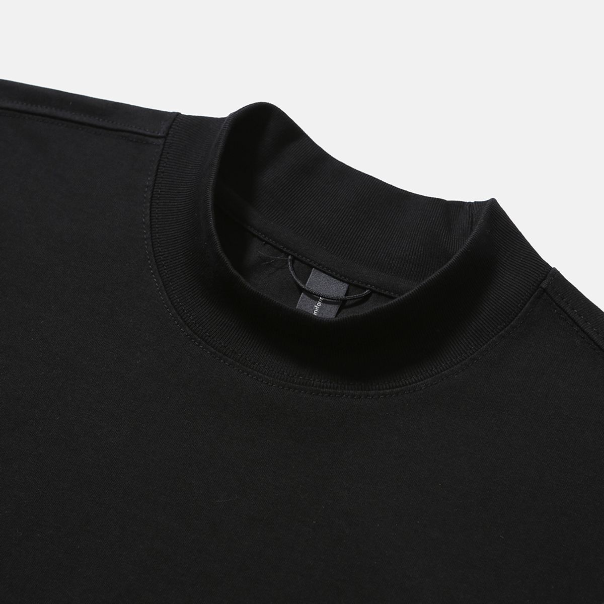 모이프(MOIF) [AW25] BAGGY MOCKNECK L/S TEE / BLACK