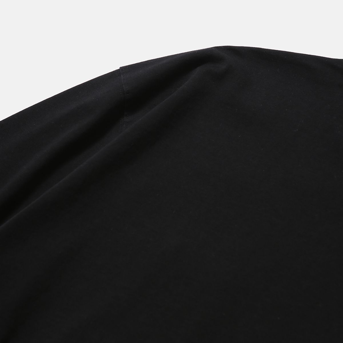 모이프(MOIF) [AW25] BAGGY MOCKNECK L/S TEE / BLACK
