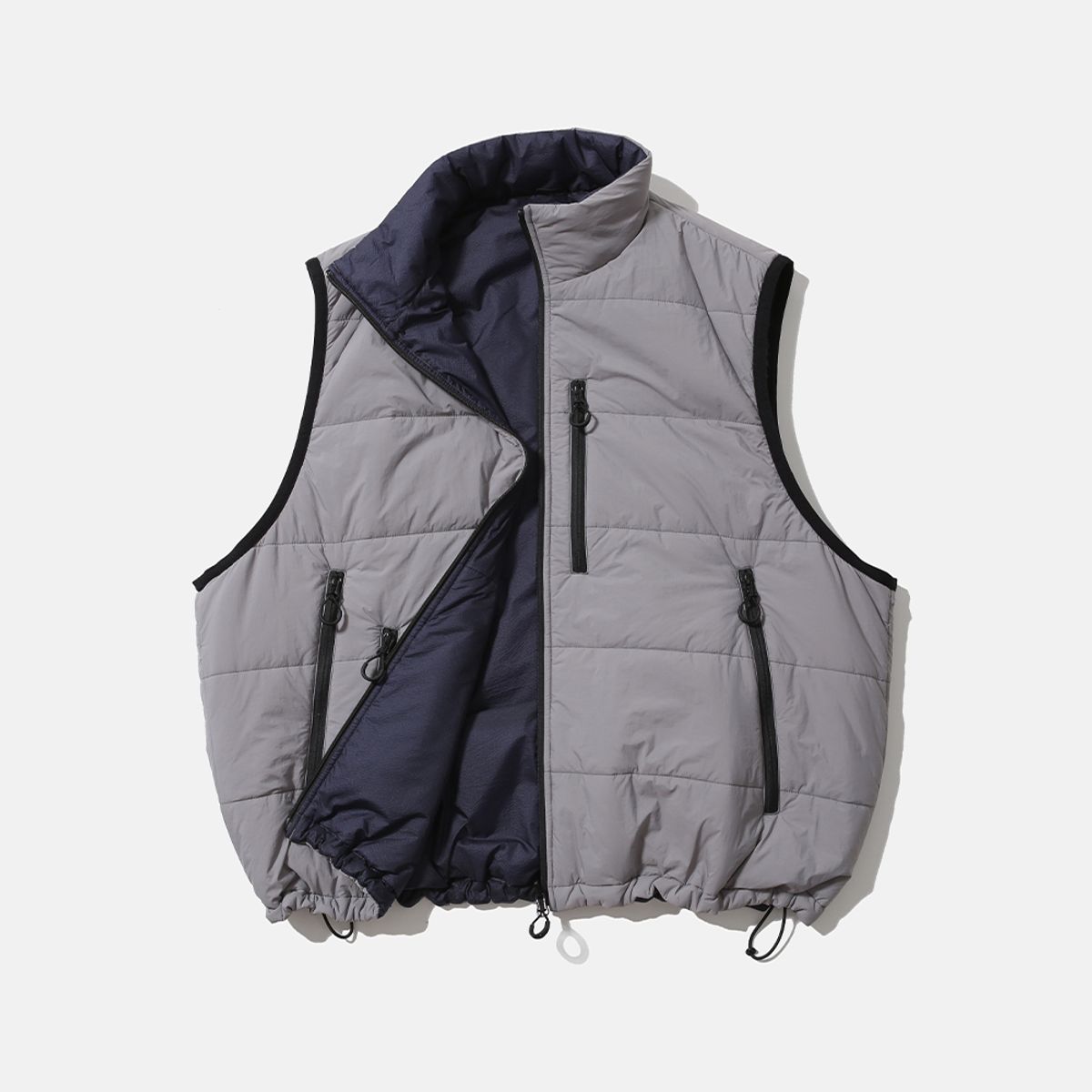 모이프(MOIF) [AW25] REVERSIBLE PUFF VEST / CLOUD GRAY/NAVY