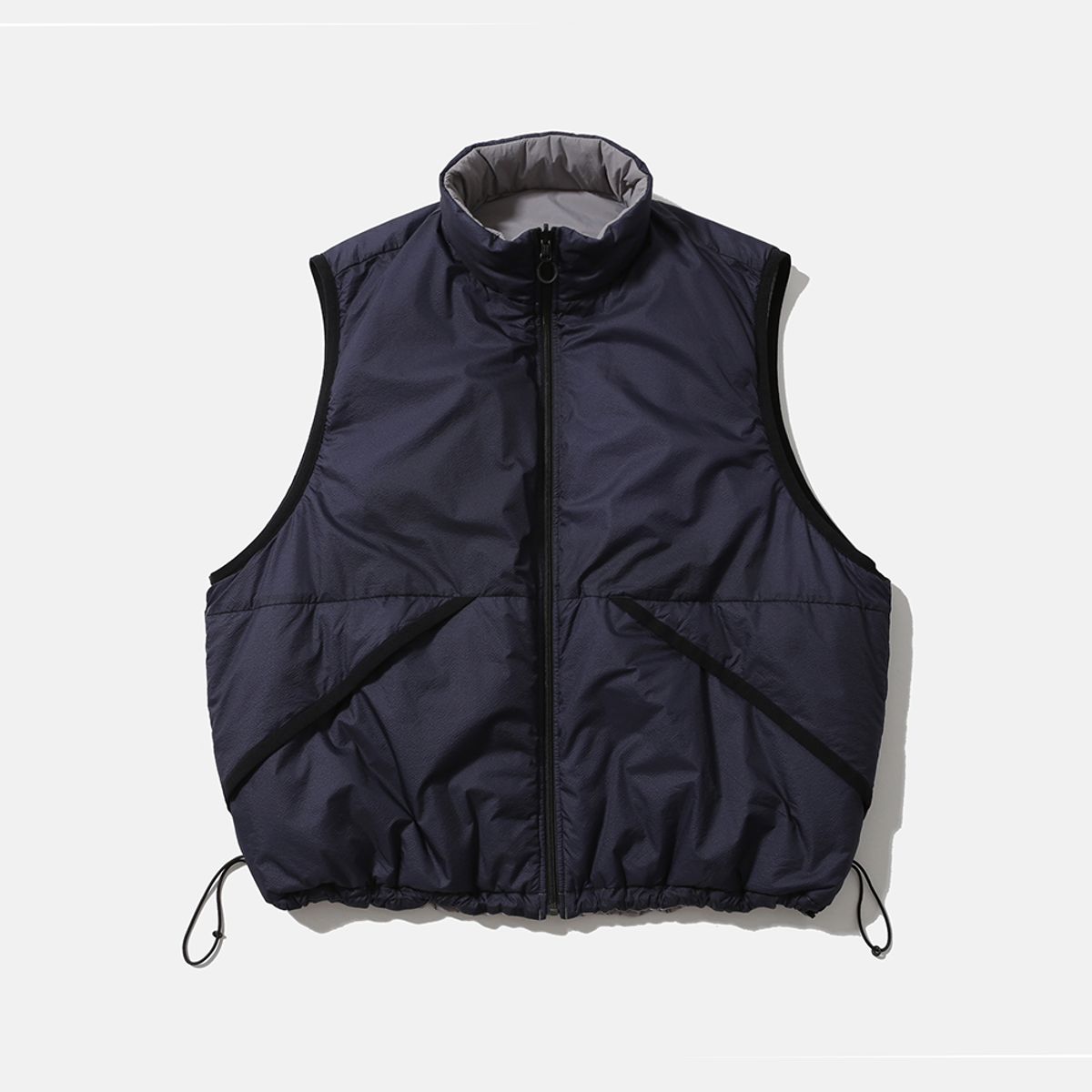 모이프(MOIF) [AW25] REVERSIBLE PUFF VEST / CLOUD GRAY/NAVY