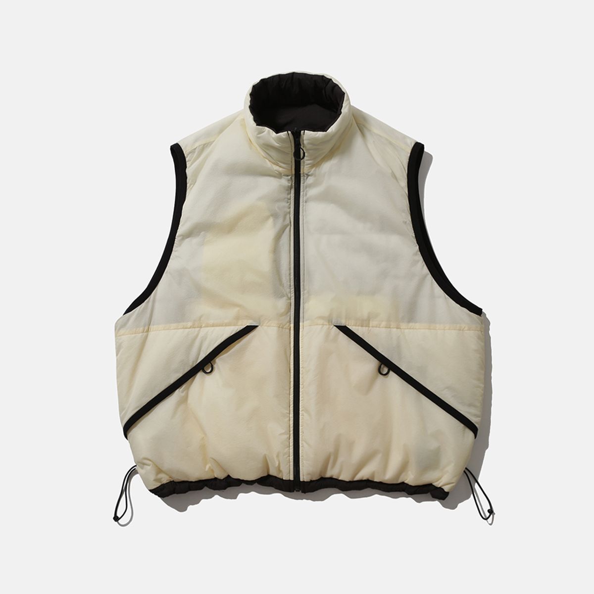 모이프(MOIF) [AW25] REVERSIBLE PUFF VEST / BLACK/ECRU