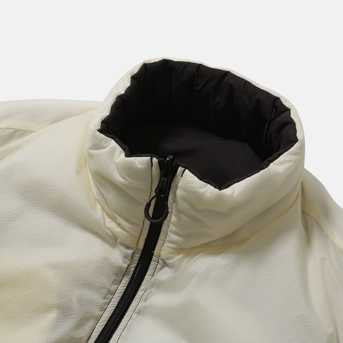 모이프(MOIF) [AW25] REVERSIBLE PUFF VEST / BLACK/ECRU