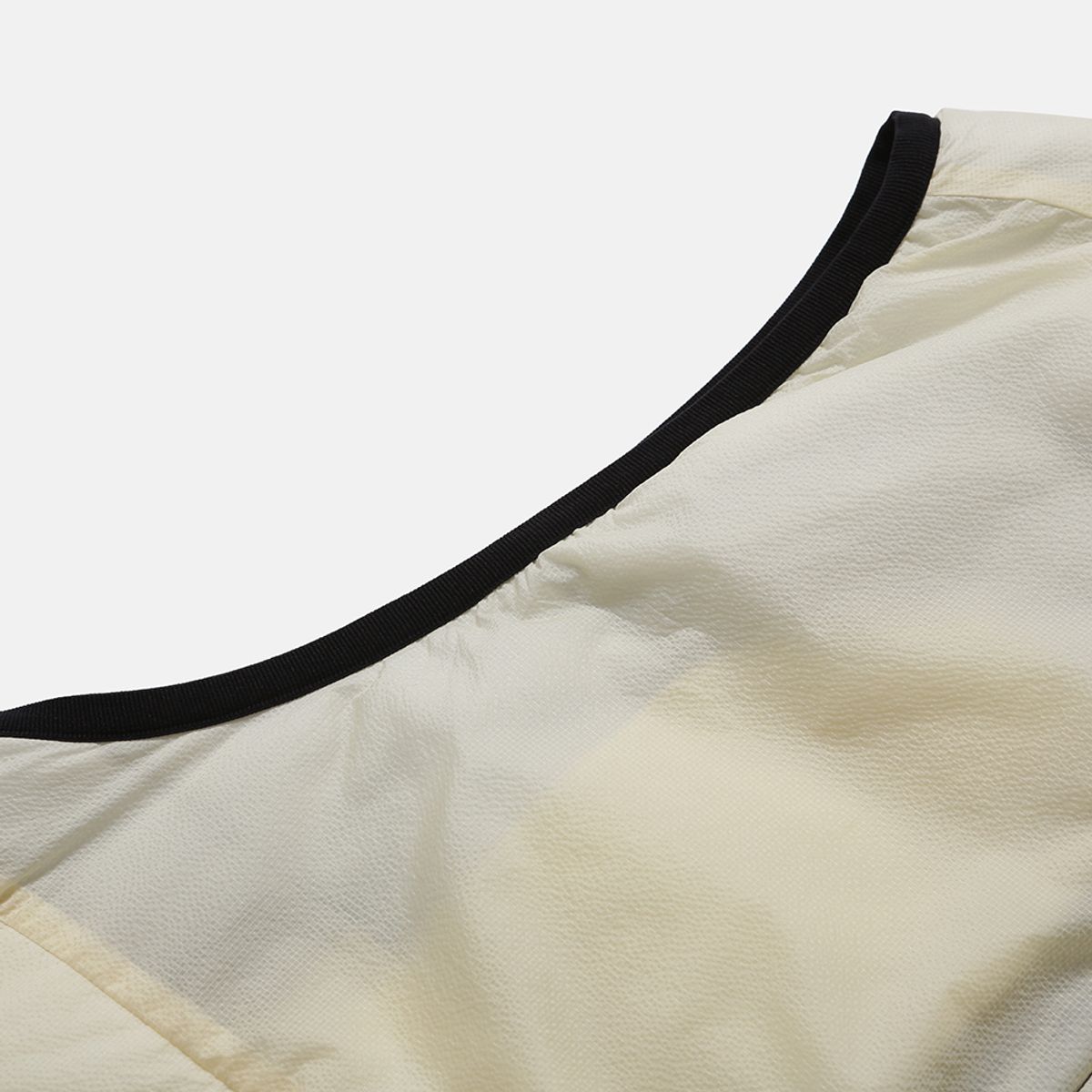 모이프(MOIF) [AW25] REVERSIBLE PUFF VEST / BLACK/ECRU