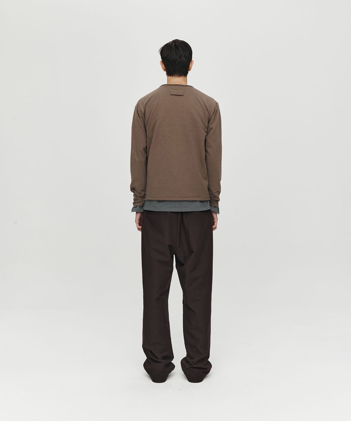 호이테(HEUTE) HEAVY COTTON BANDING PLEATED PANTS (BROWN)