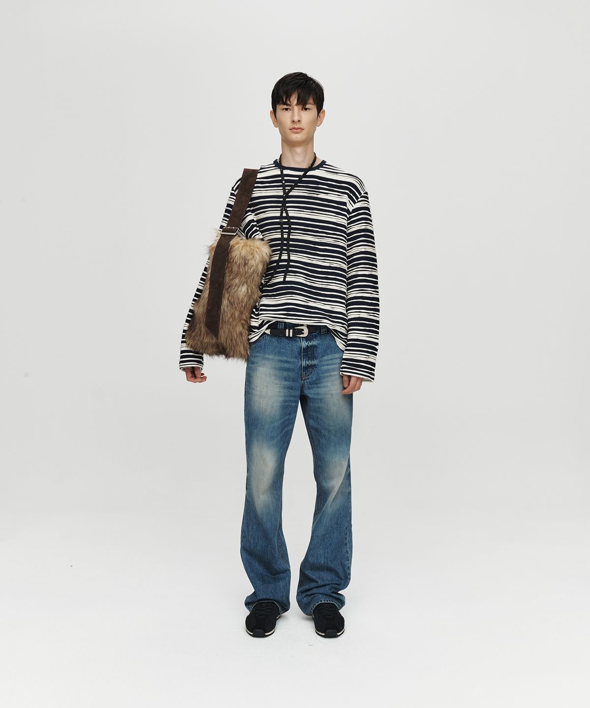 호이테(HEUTE) HET DAVID WASH DENIM (BLUE)
