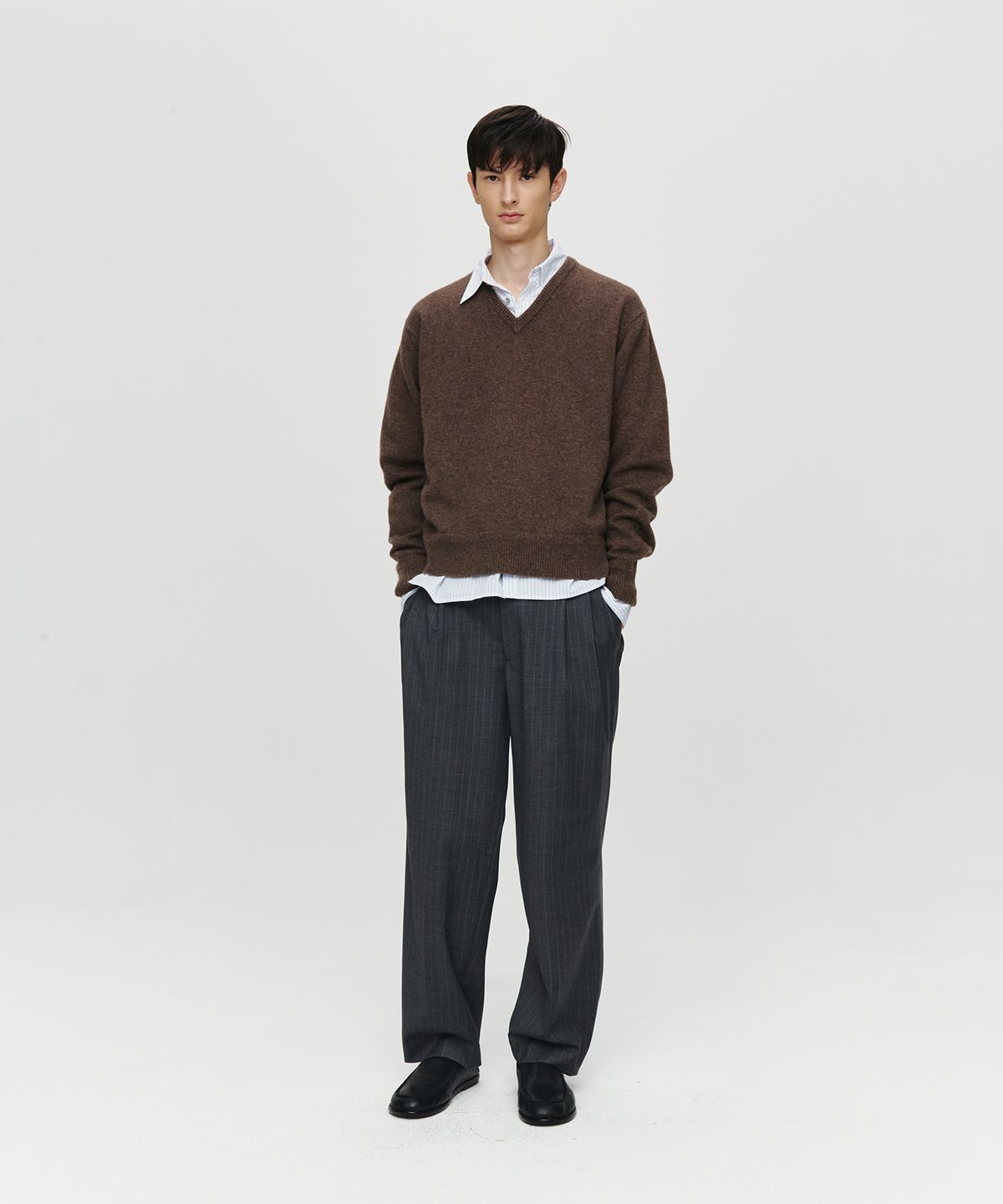호이테(HEUTE) CASHMERE WOOL V NECK KNIT (BROWN)