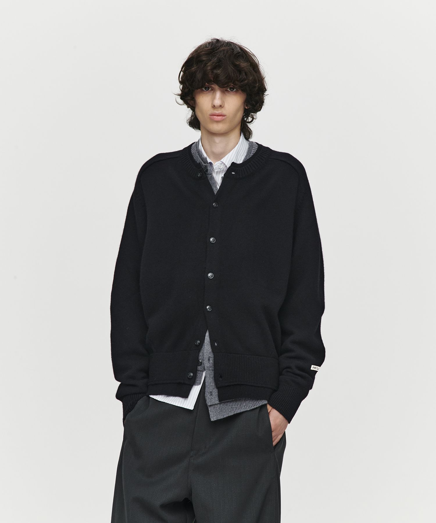 MUSINSA公式 | HEUTE DOUBLE RIB CROP KNIT CARDIGAN (BLACK)