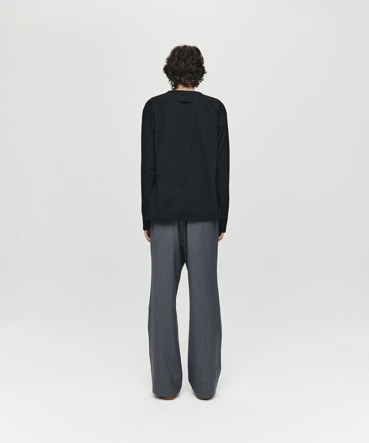 호이테(HEUTE) TEXTURED RACING T-SHIRT (BLACK)